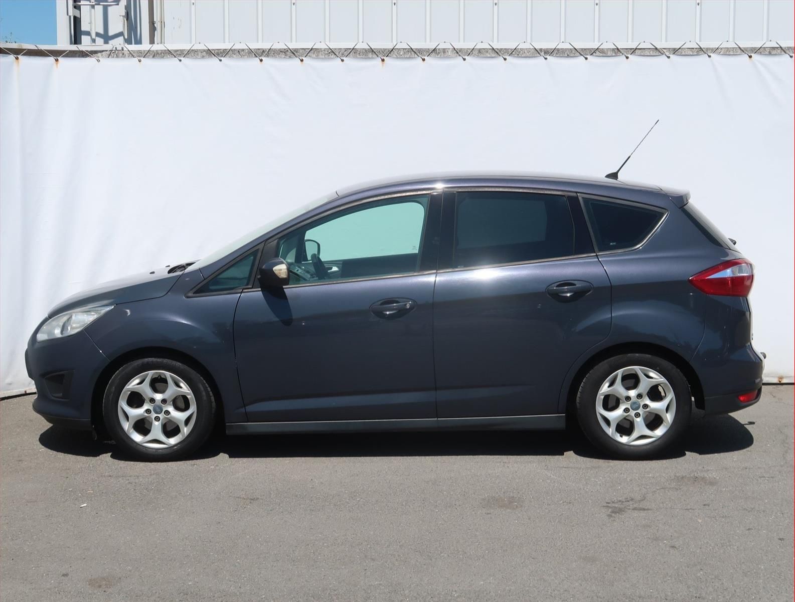 Ford C-MAX, 1.6 TDCi, Trend, Serv.kniha - fotka 3