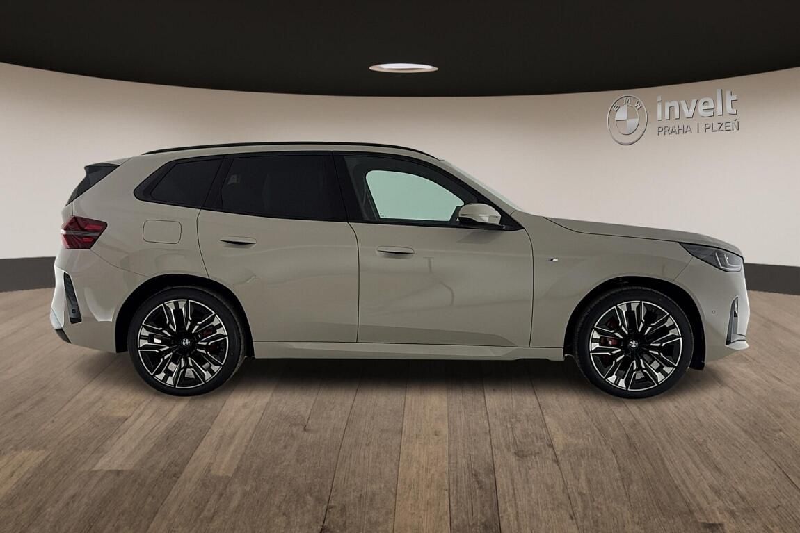 BMW X3, xDrive40d - fotka 2