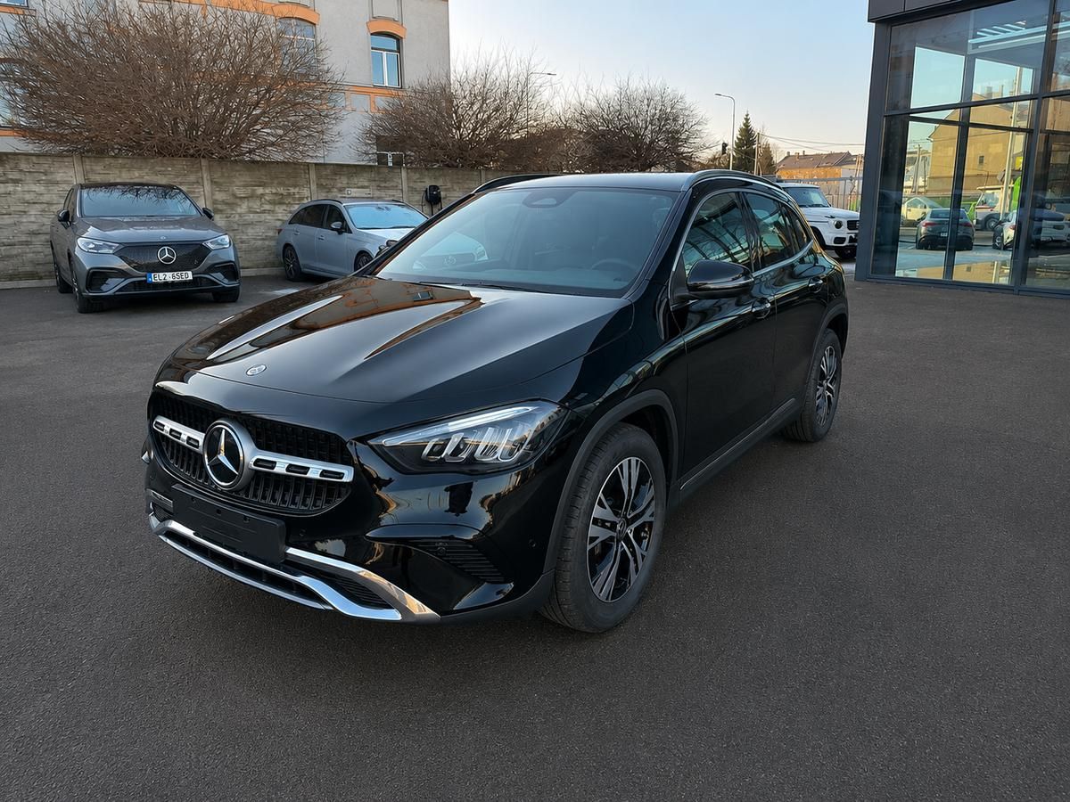 Mercedes-Benz GLA, 180 d - fotka 3