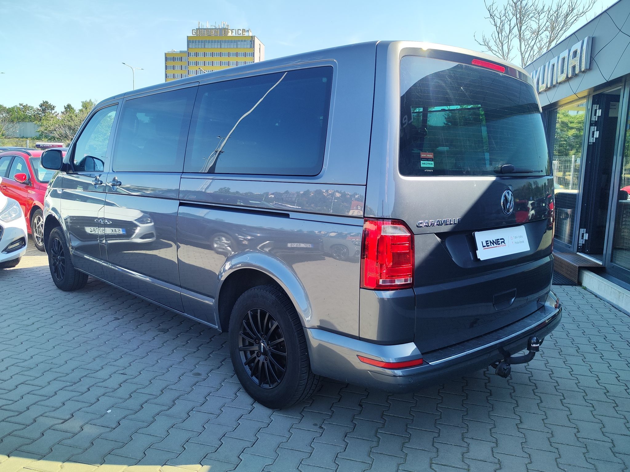 Volkswagen Caravelle, 2.0 TDi/110kW Long ,DSG 8.míst - fotka 6