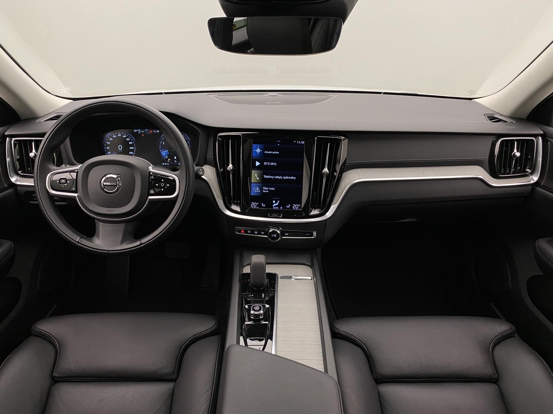 Volvo V60, CC B5 AWD BRIGHT PLUS AUT - fotka 2