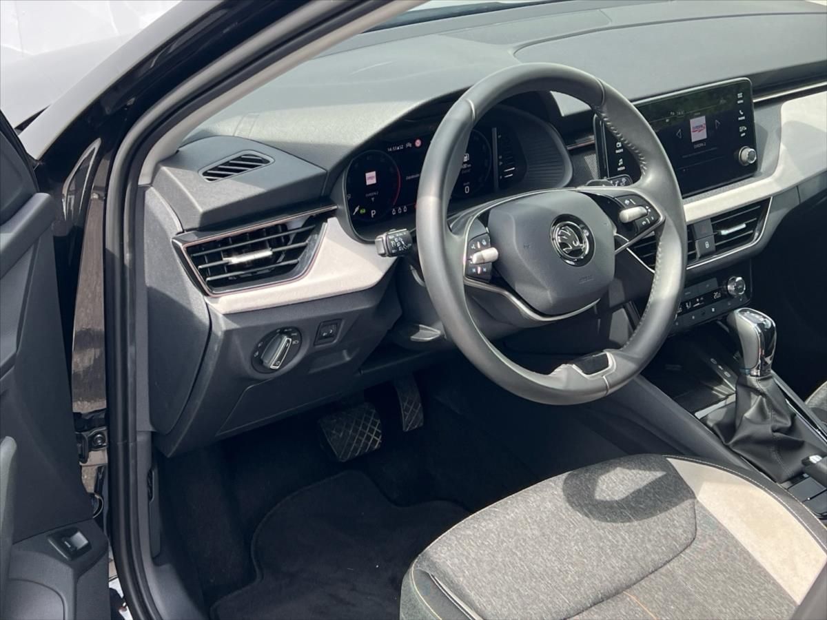 Škoda Scala, 1,0 TSi 85 kW 7DSG 130 LET PRE - fotka 5