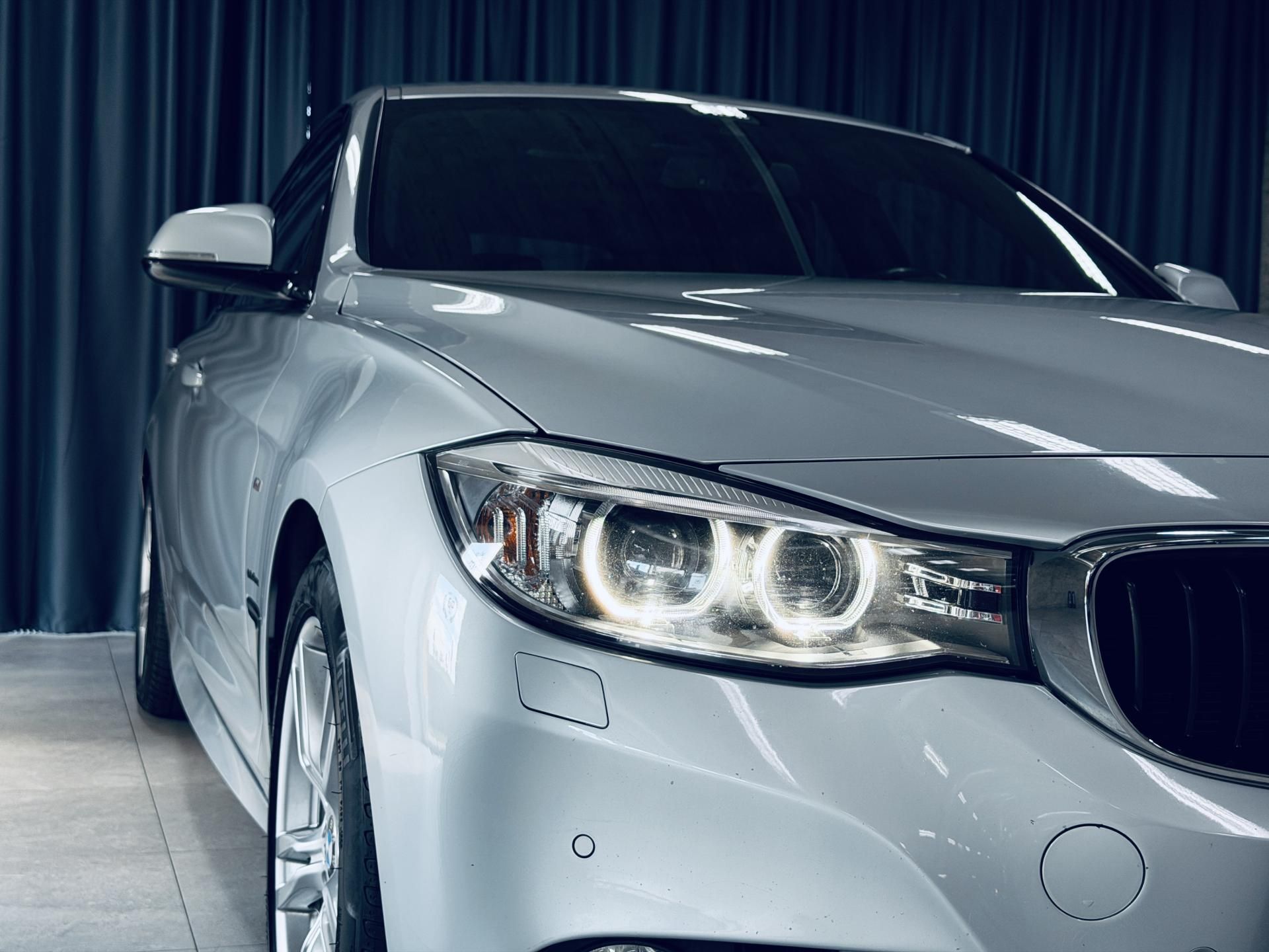 BMW Řada 3, 335d*X-drive*M-packet*CZ* - fotka 4