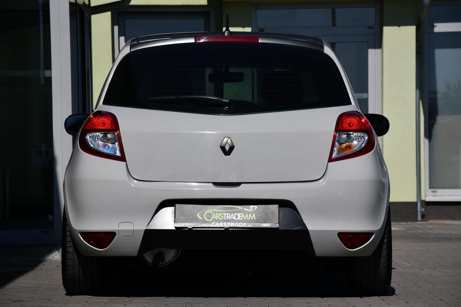 Renault Clio, 1,2i 55KW 2xKOLA - fotka 5