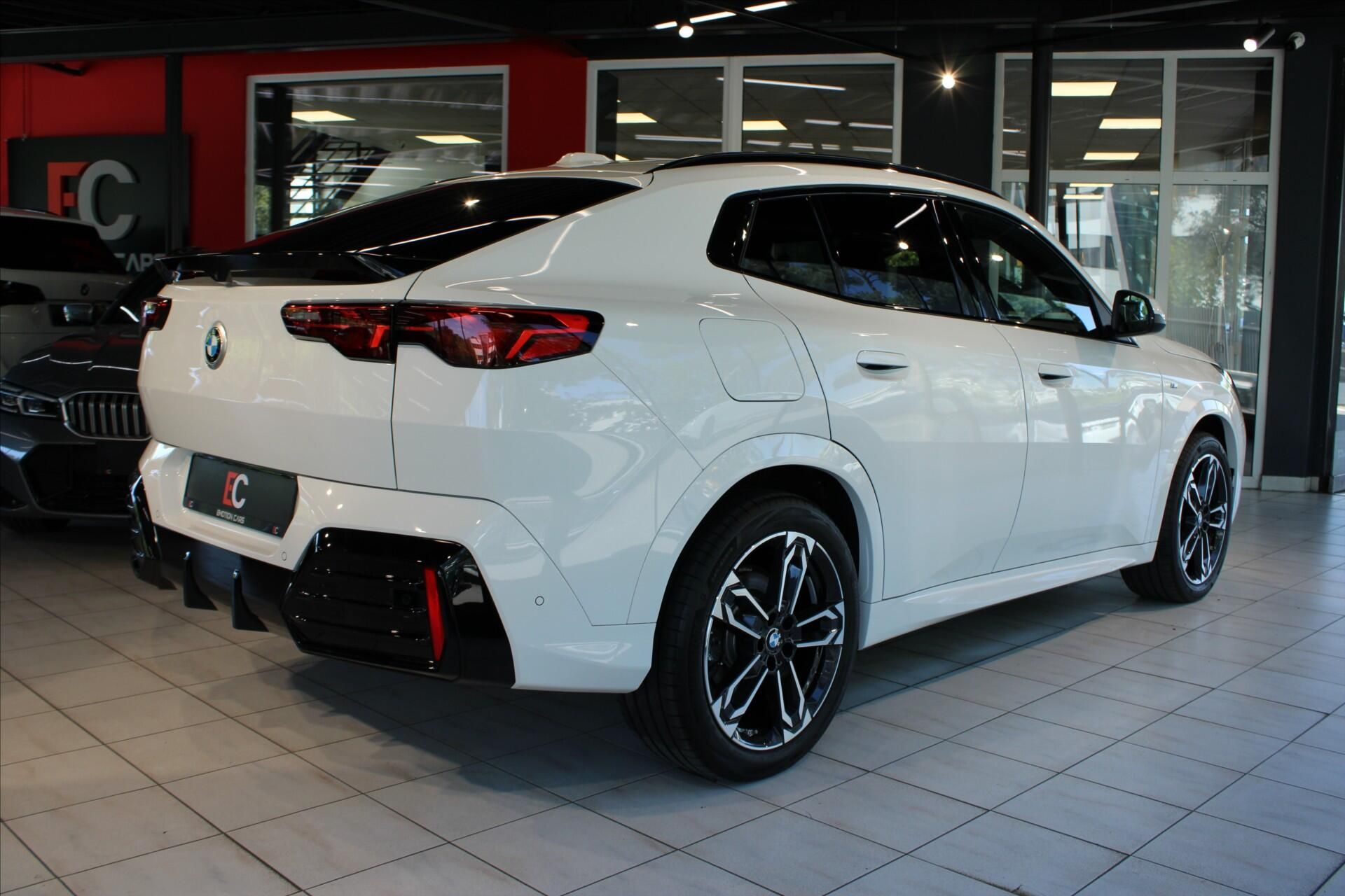 BMW X2, xDrive20d M Sport DAPlus/Pano/ - fotka 6