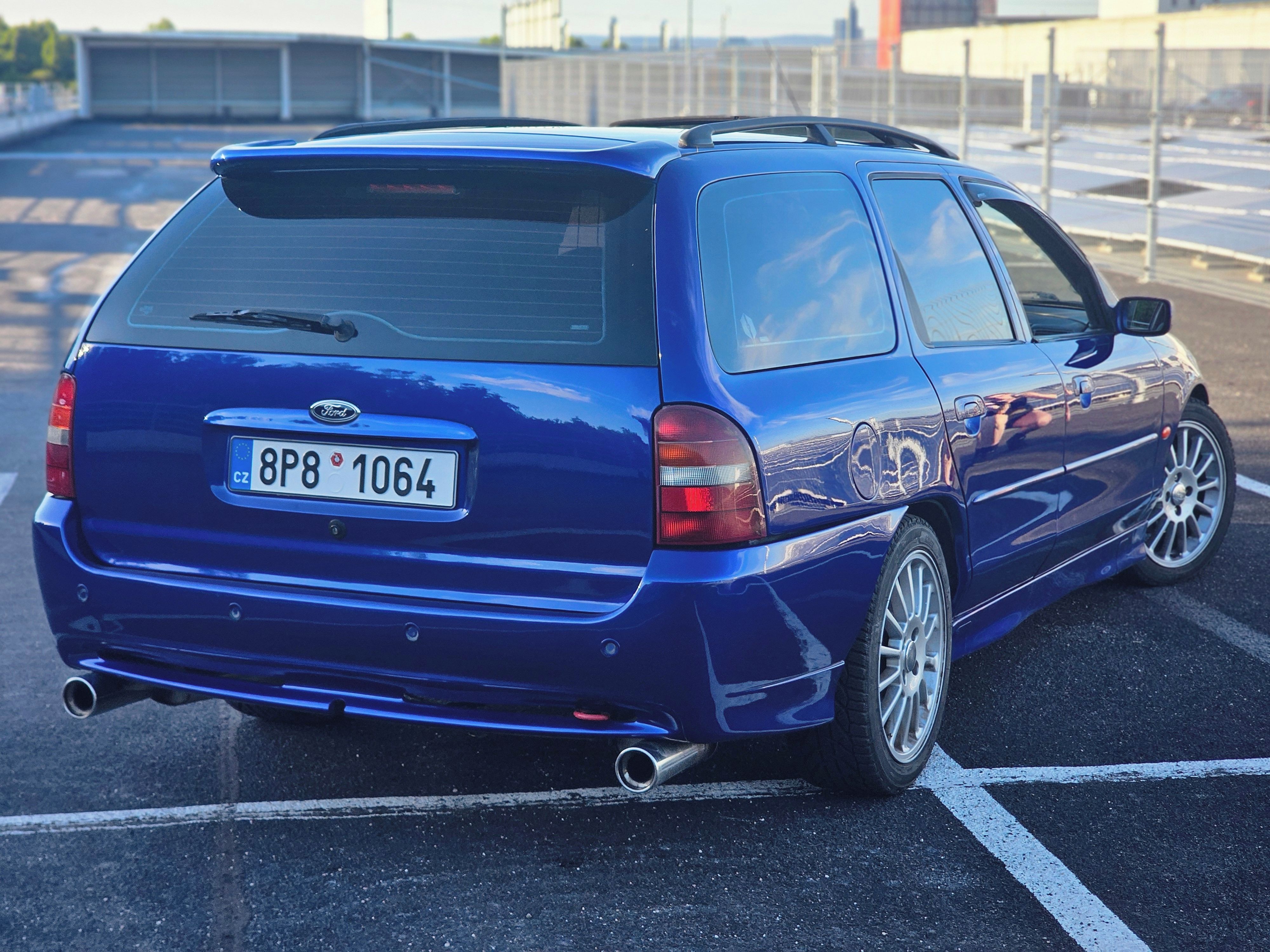 Ford Mondeo, ST200 Limited Edition 41/300 - fotka 4