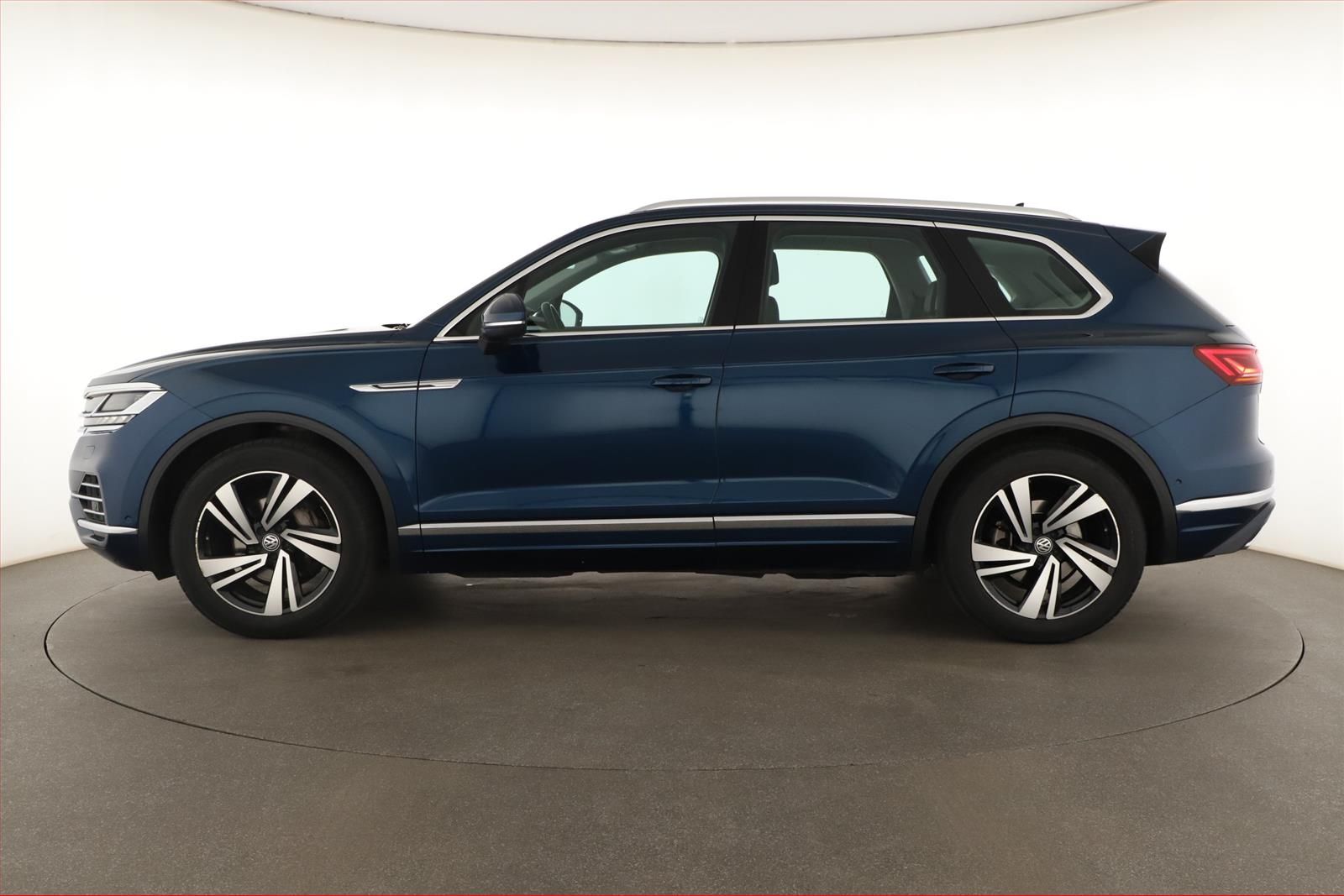 Volkswagen Touareg, 3.0 TDI - fotka 3