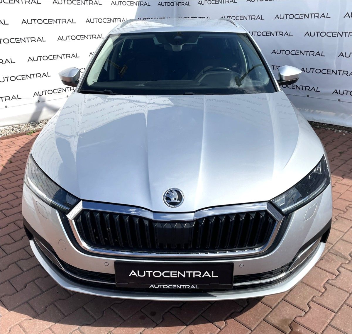 Škoda Octavia, 1,0 TSi,81kW,E-Tec, STK 5/28 - fotka 2