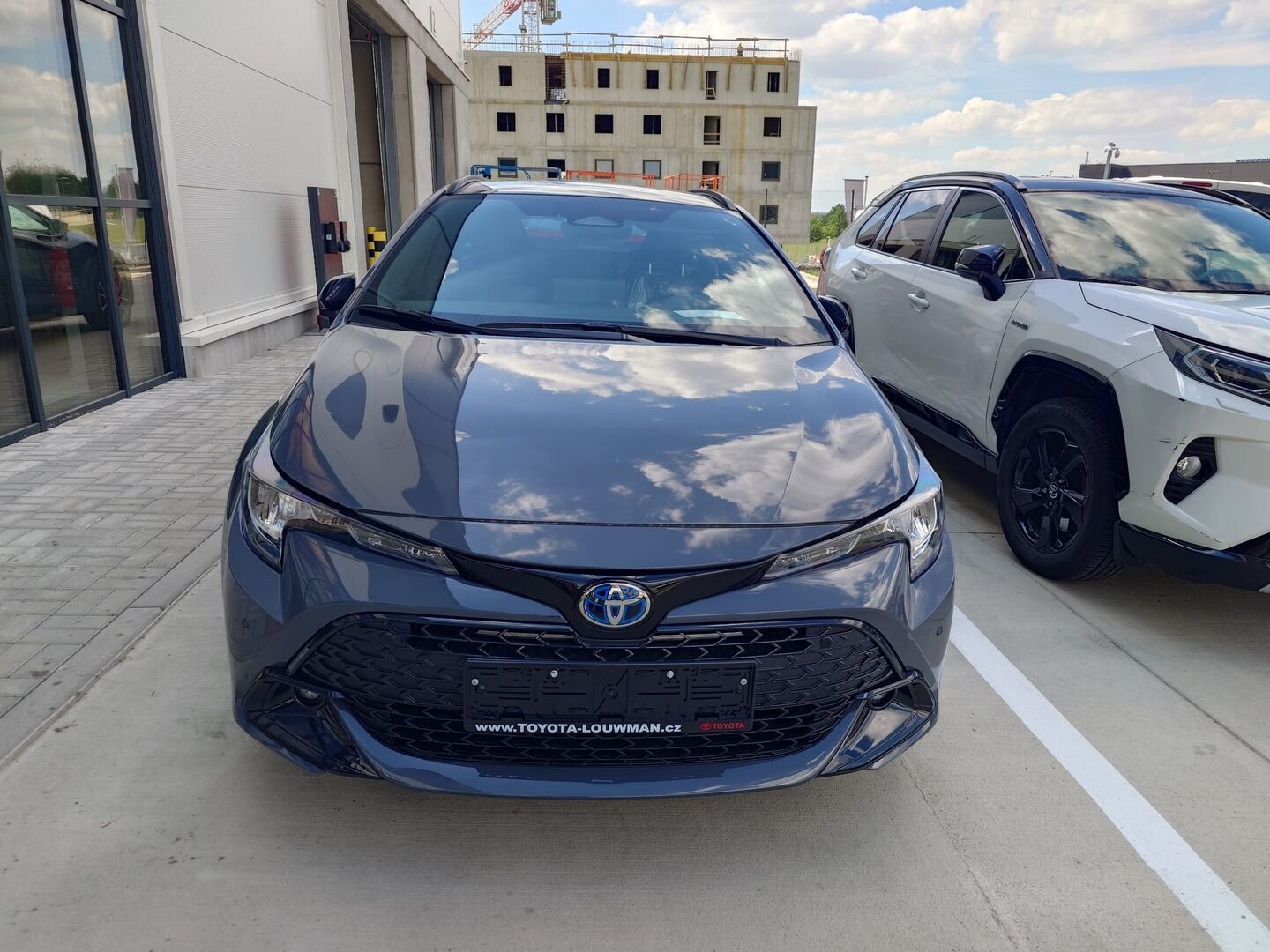 Toyota Corolla, 1.8HEV Comfort Tech - fotka 2