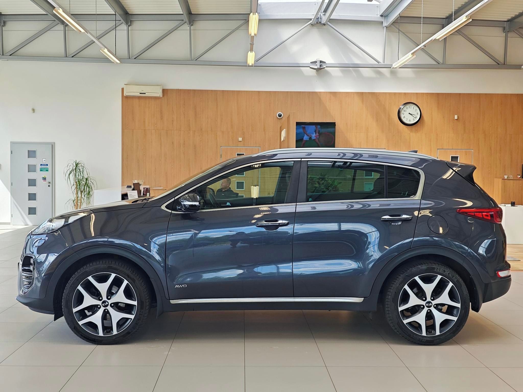 Kia Sportage, 2,0 CRDi 136kW 4x4 GT Line - fotka 4