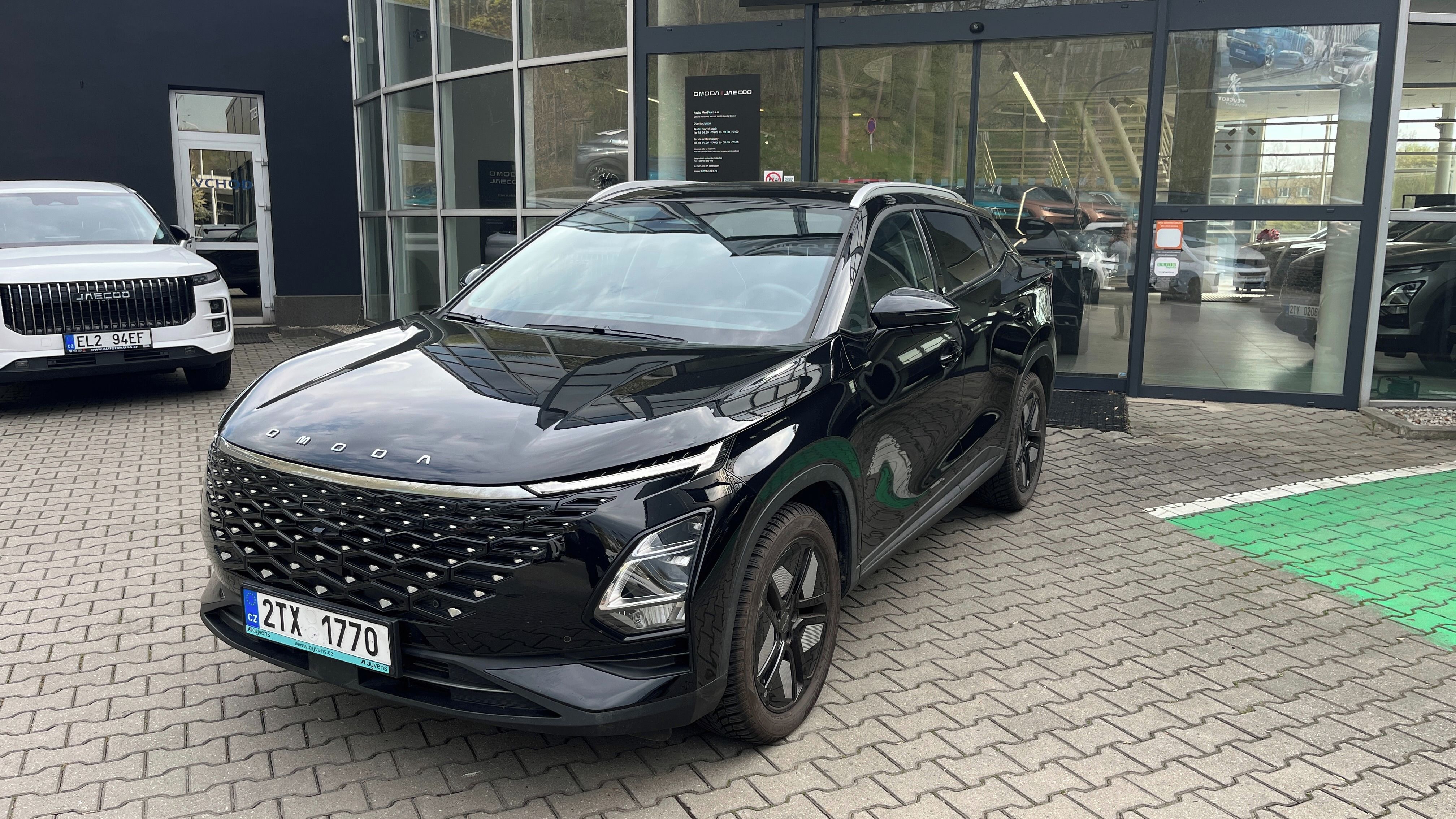 Omoda 9, Premium PHEV - fotka 5