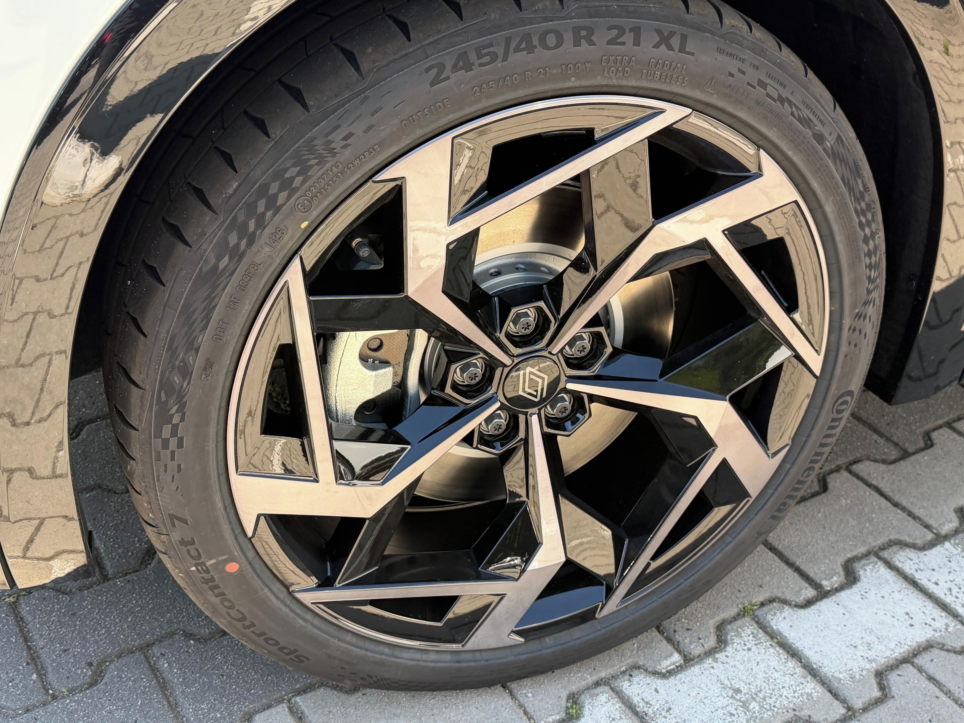 Renault Rafale, Atelier Alpine 4x4 300k - fotka 4