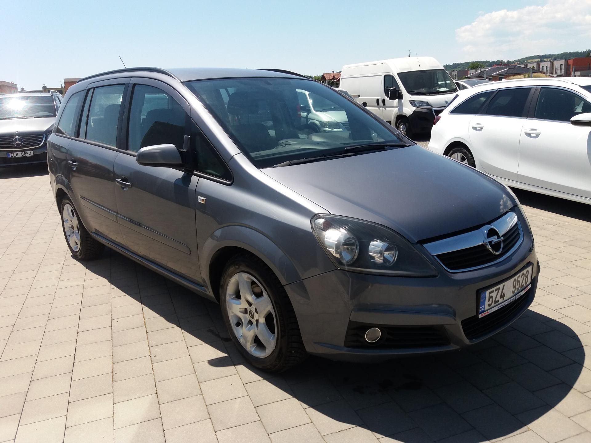 Opel Zafira, 1.6i, 7.MIST,KLIMA - fotka 3
