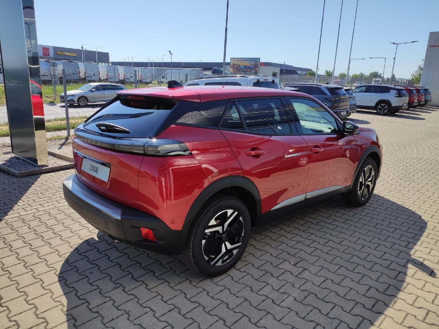 Peugeot 2008, ALLURE 1.2 TURBO 100k 2xkamera - fotka 4