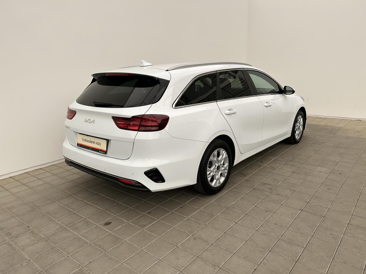 Kia Cee´d, 1.5T -GDI 118kW TOP - fotka 2