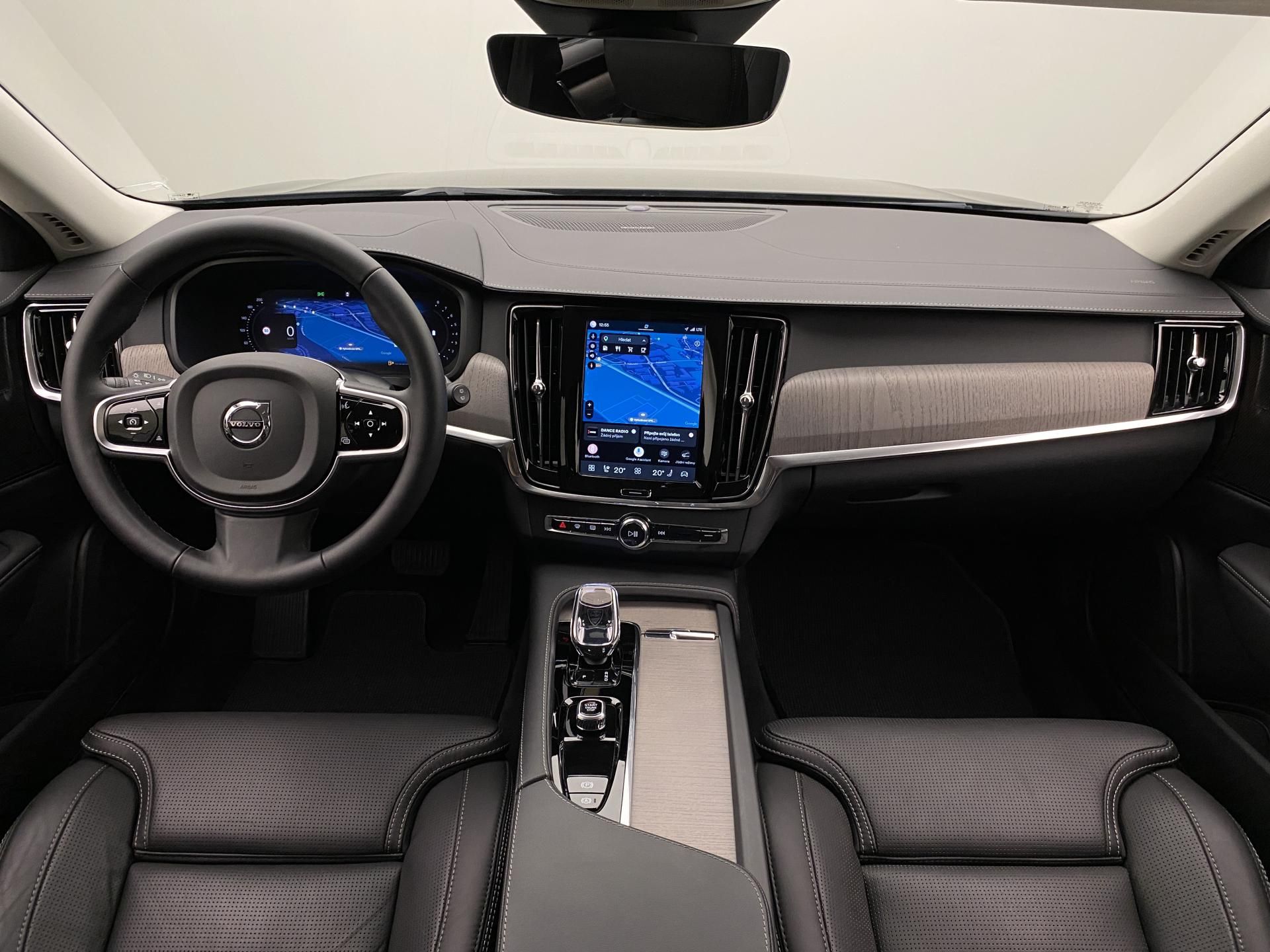 Volvo V90, CC B5 AWD BRIGHT PLUS AUT - fotka 2