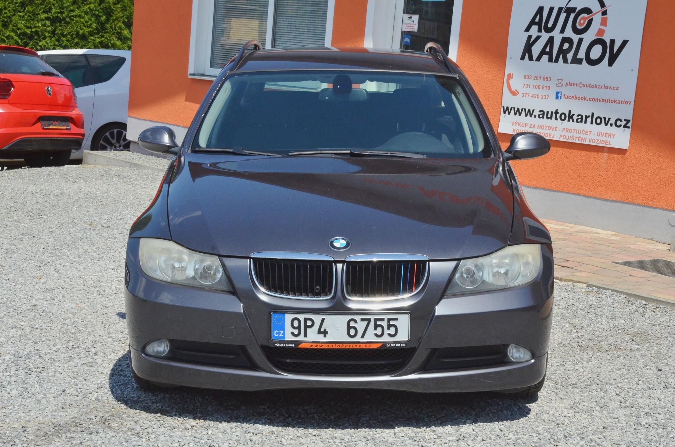 BMW Řada 3, 318i 105kW Touring / TAŽNÉ - fotka 2