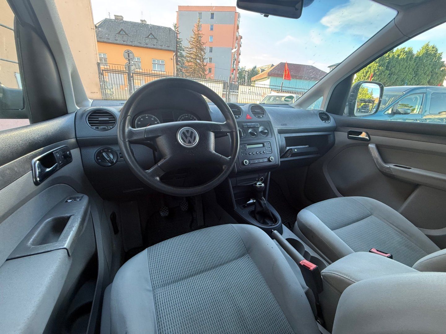 Volkswagen Caddy, 1.4 MPI - LPG - 7 Míst ! - fotka 6
