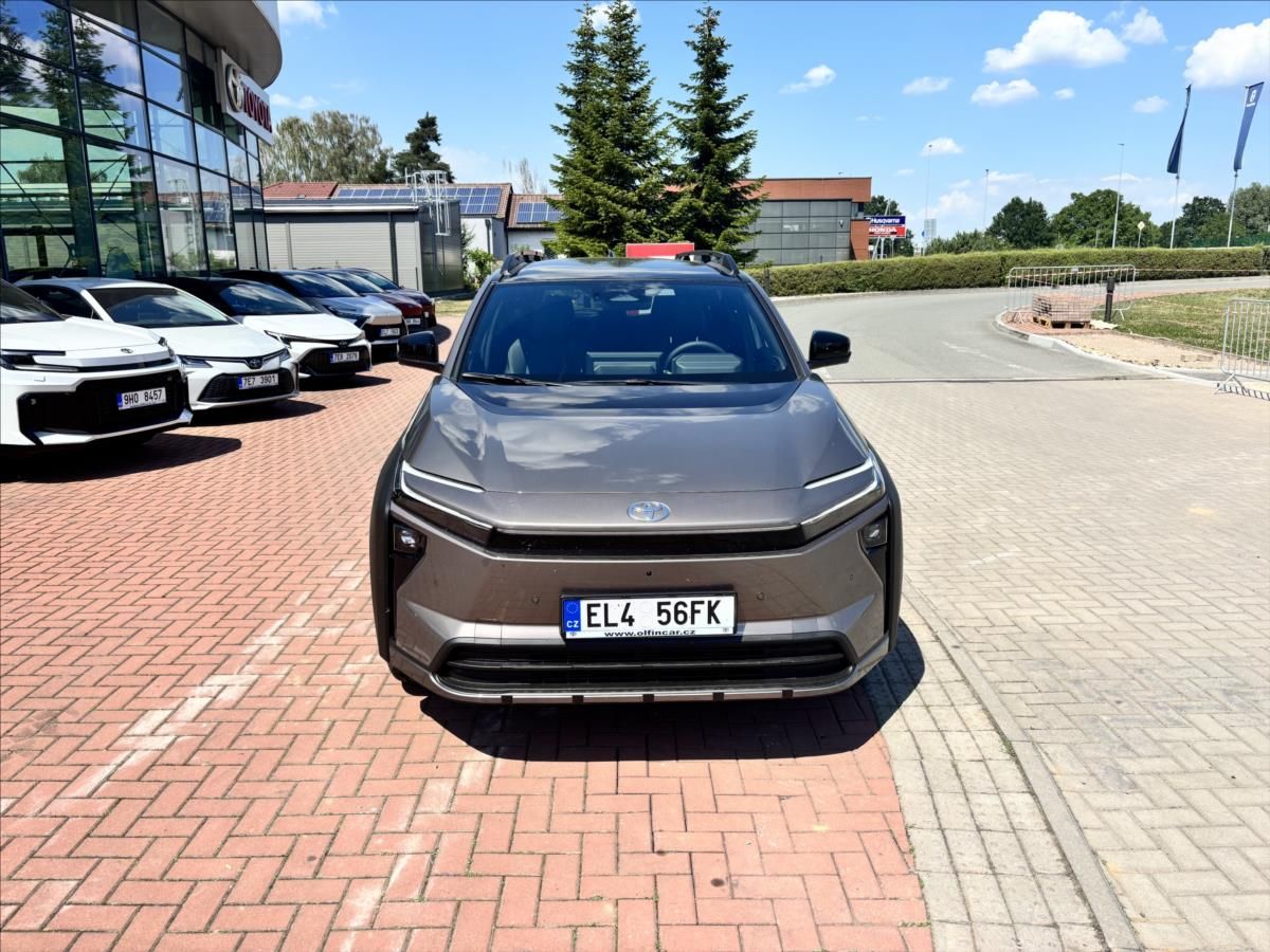 Toyota bZ4X, Executive 4x4 - fotka 2