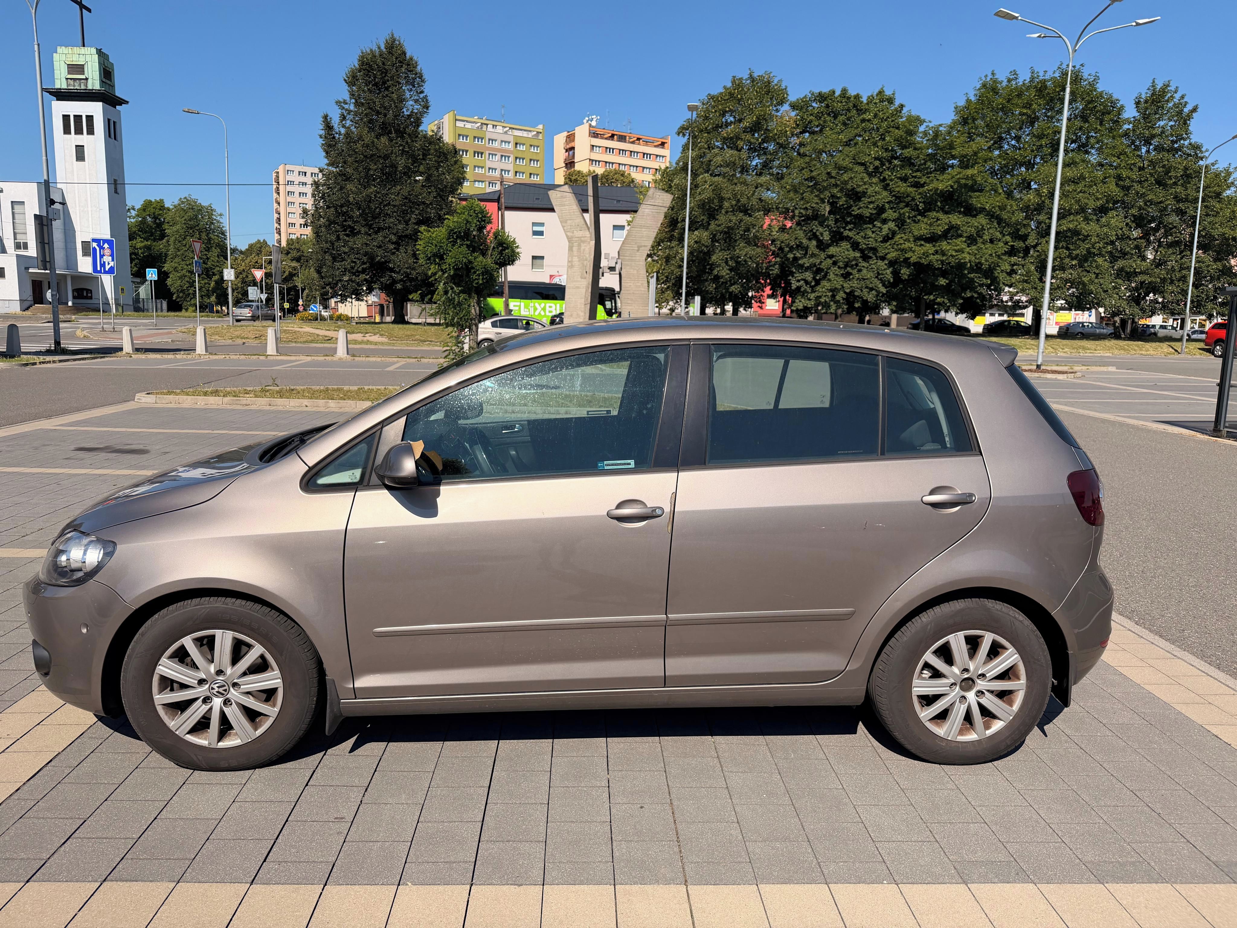 Volkswagen Golf Plus - fotka 2