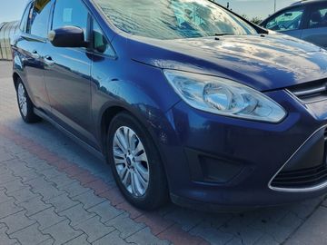 Minivan Ford Grand CMax