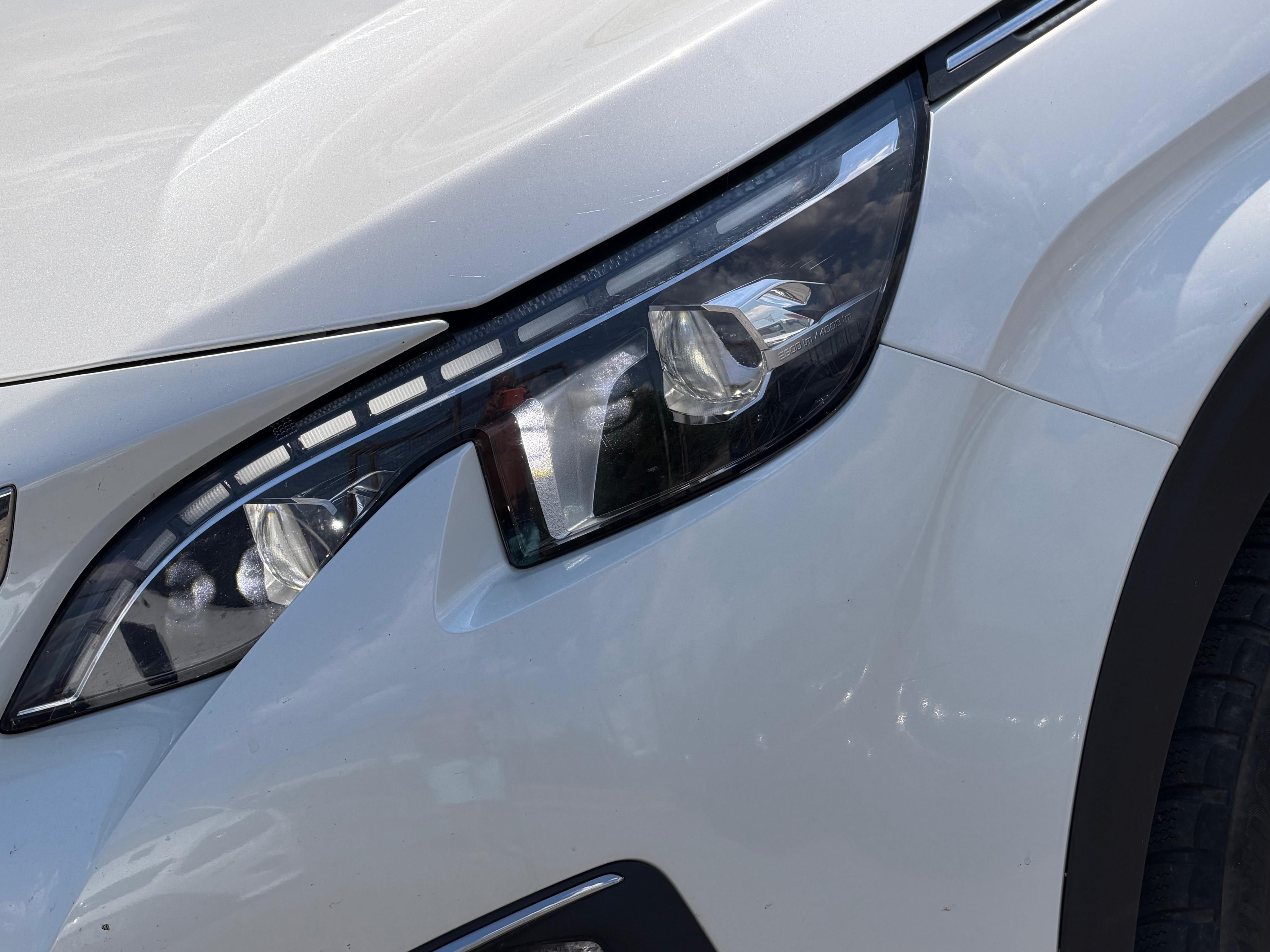 Peugeot 5008, 1.6i-121KW-GT.LINE-BÍLÁ-PERLA - fotka 5