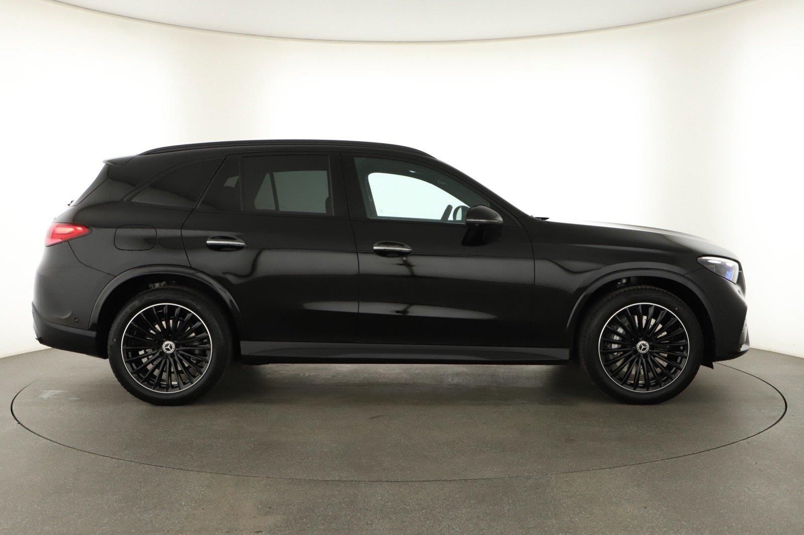 Mercedes-Benz GLC, 220 d 4MATIC, AMG Line - fotka 6