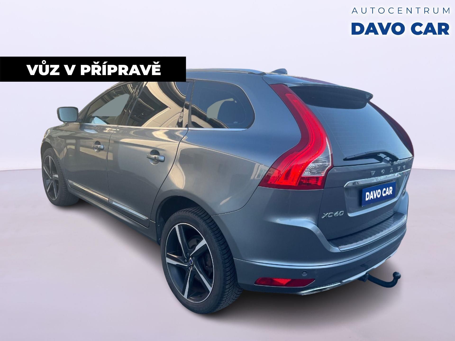 Volvo XC60, 2,0 D4 140kW Aut. Summum - fotka 4