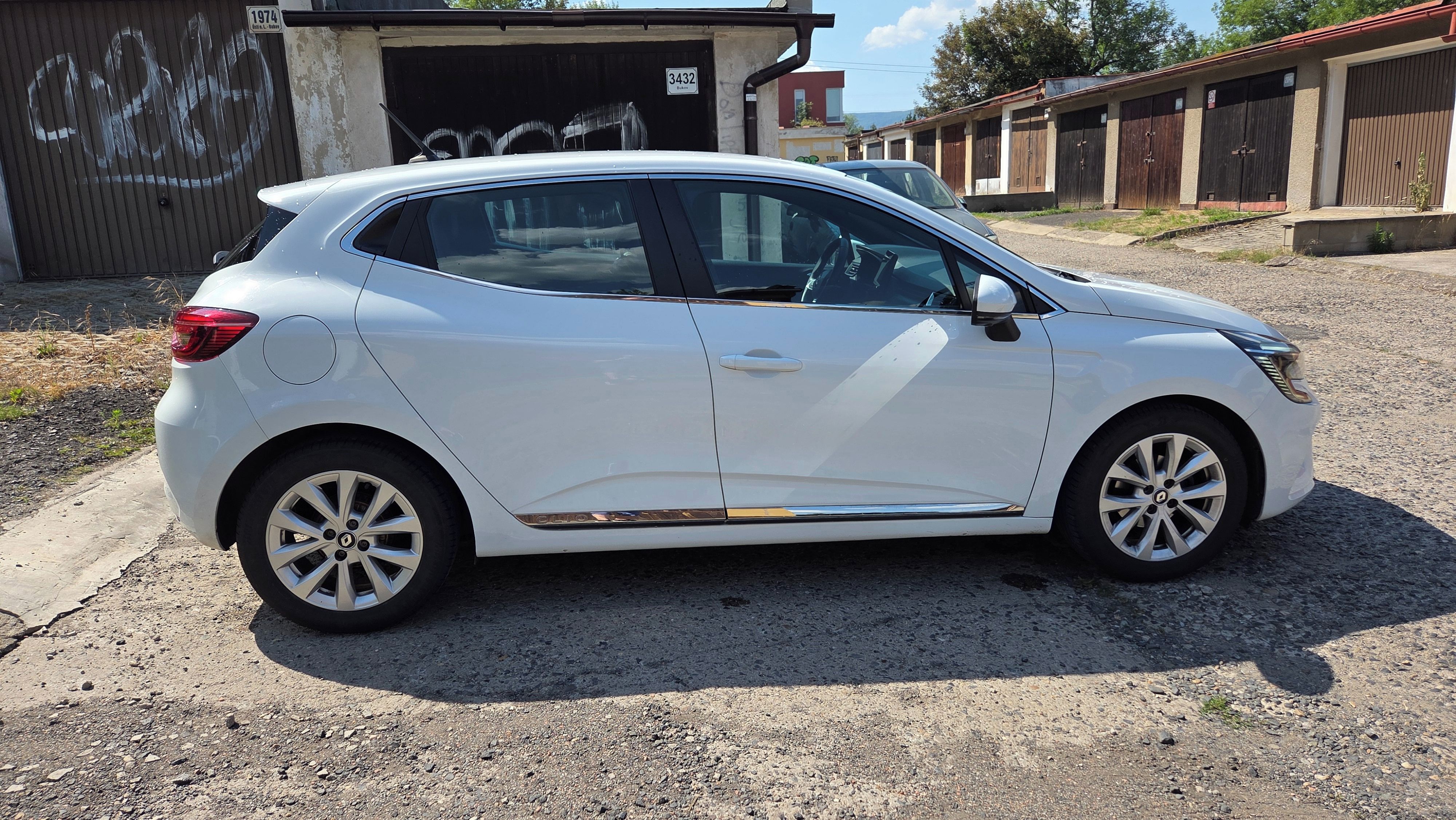 Renault Clio, Prodám Renault Clio 1.0 TCe 90 - fotka 5