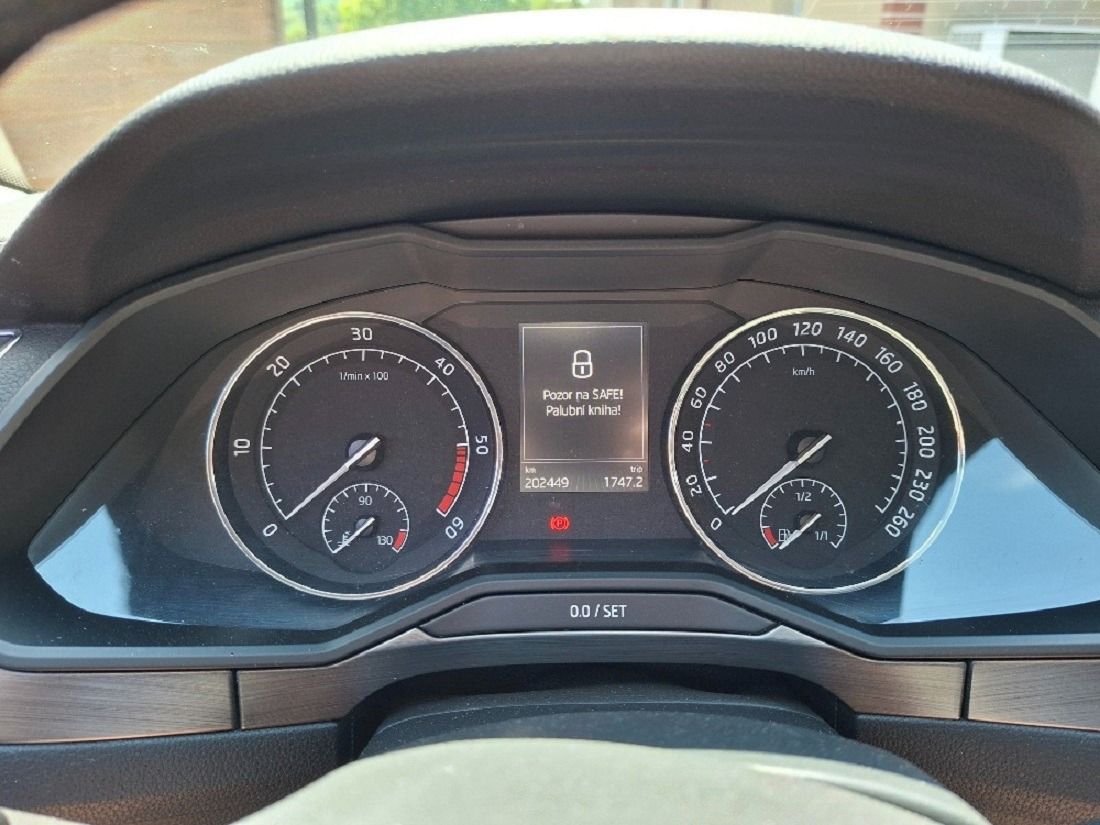 Škoda Superb, Škoda Superb Kombi - fotka 5