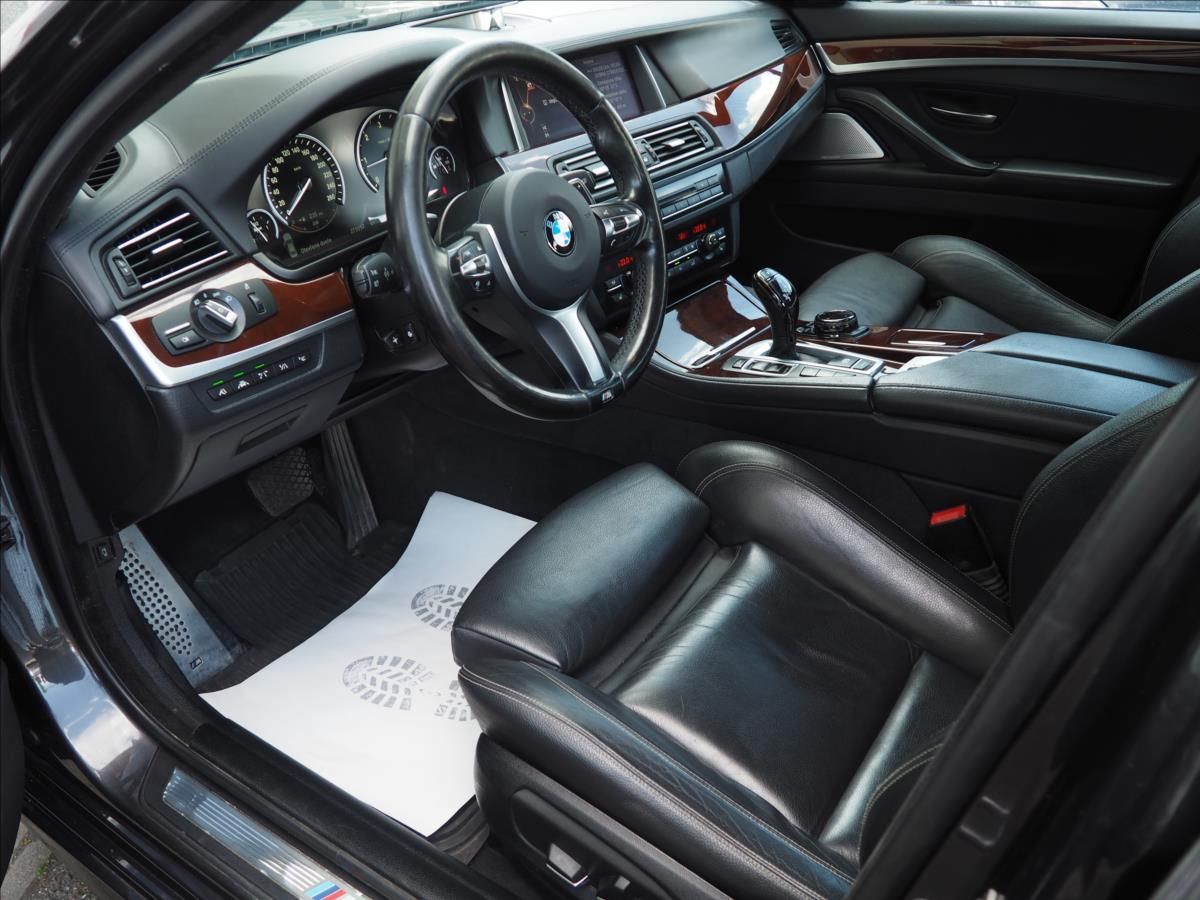 BMW Řada 5, 535 xDrive Mpaket - fotka 5