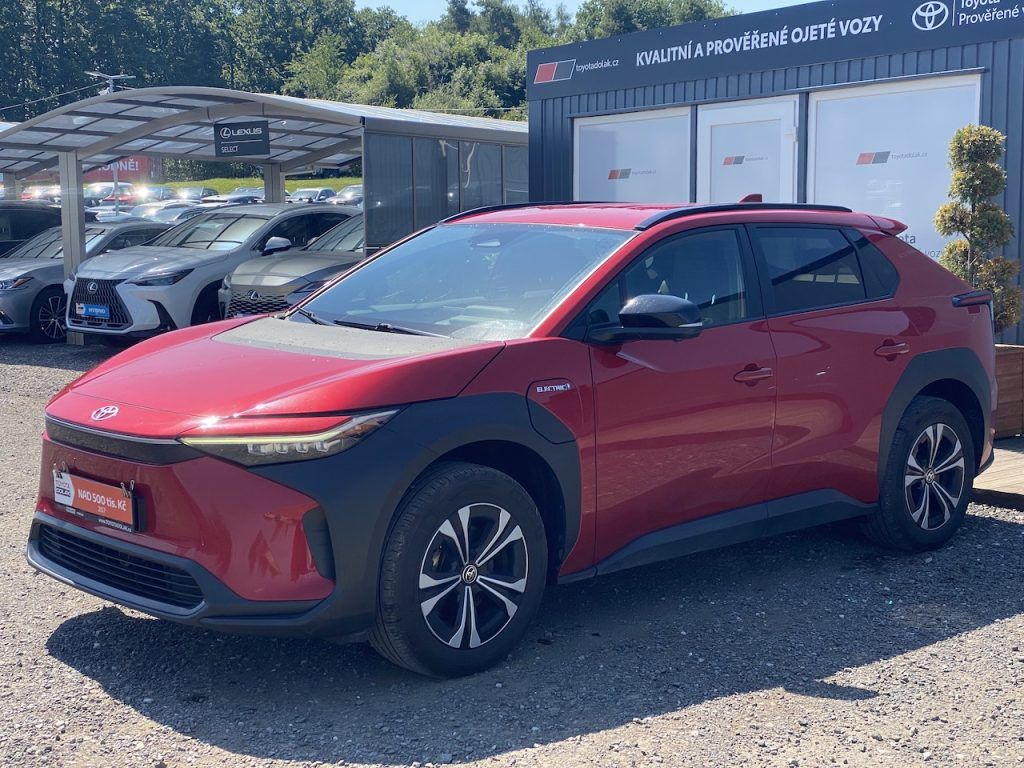 Toyota bZ4X, EV, 4x4, ČR, PrestigeTech, DPH - fotka 4