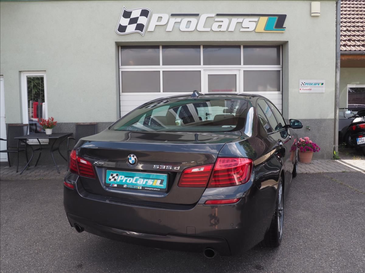 BMW Řada 5, 535 xDrive Mpaket - fotka 3