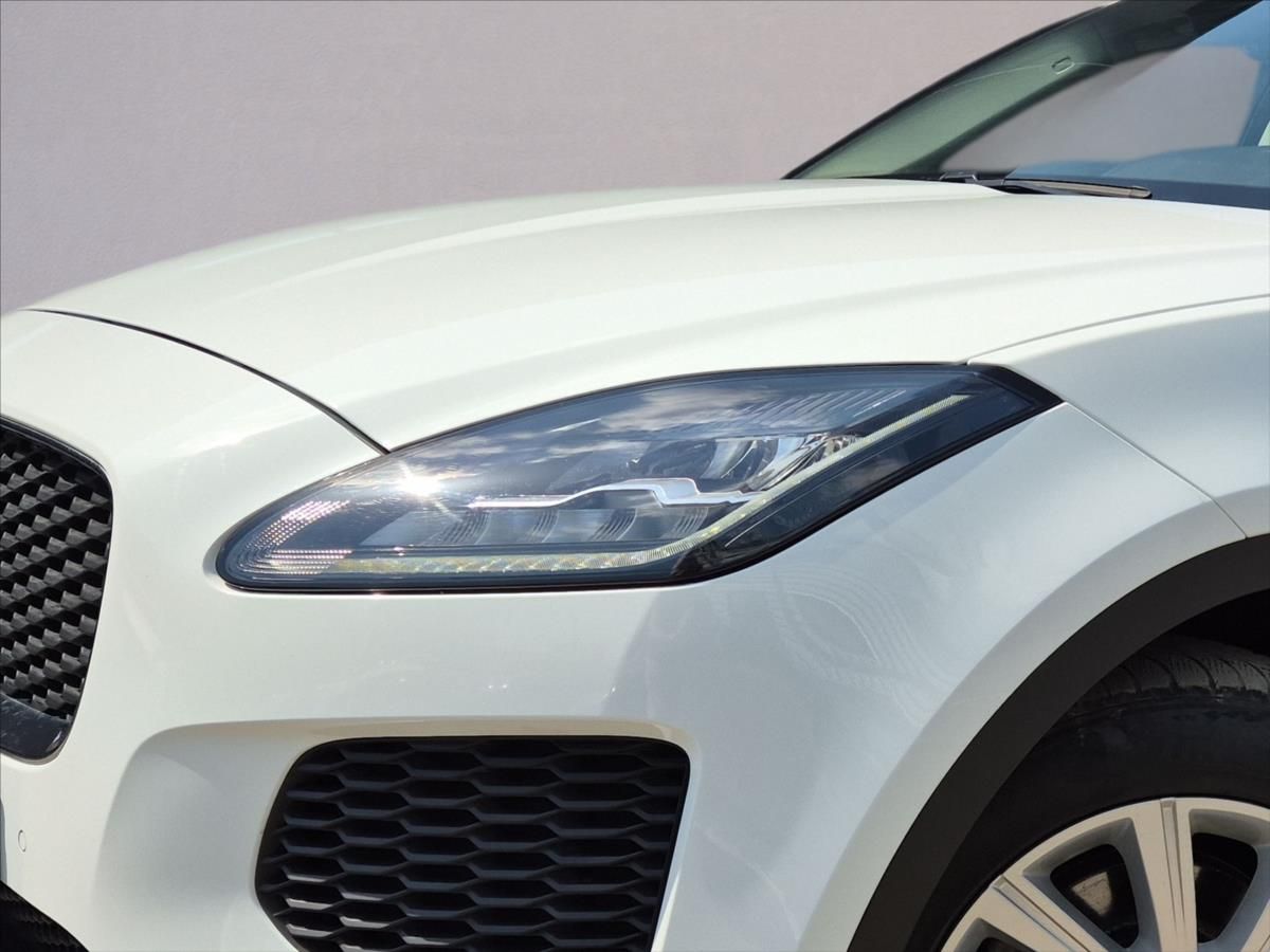 Jaguar E-Pace, 2,0 D150 S AWD - fotka 5