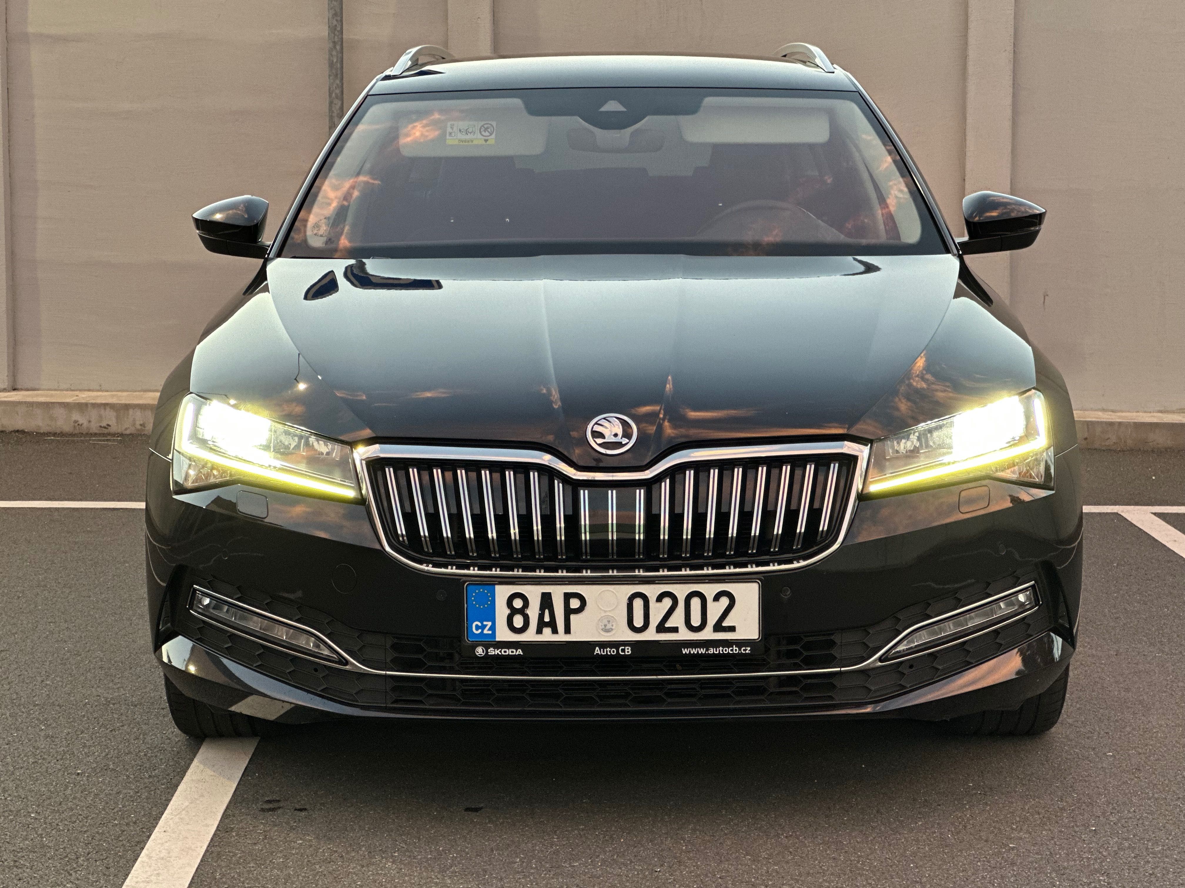 Škoda Superb, 2.0 TDI 147 kW Style DSG 4x4 - fotka 5