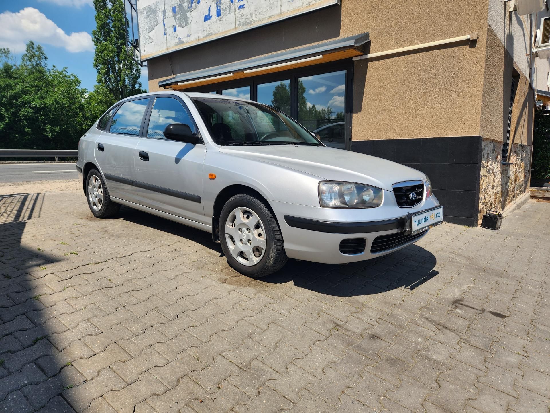 Hyundai Elantra, 1.6-ZACHOVALÝ STAV-NÍZKÉ KM - fotka 5