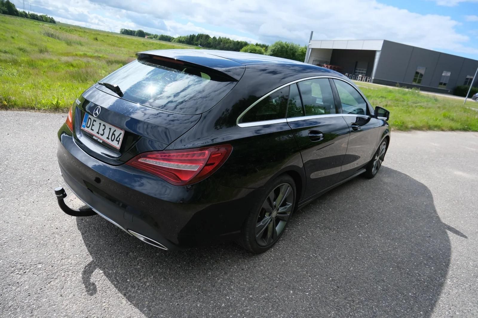 Mercedes-Benz CLA, 200 1.6i AUTOMAT, FACELIFT - fotka 4
