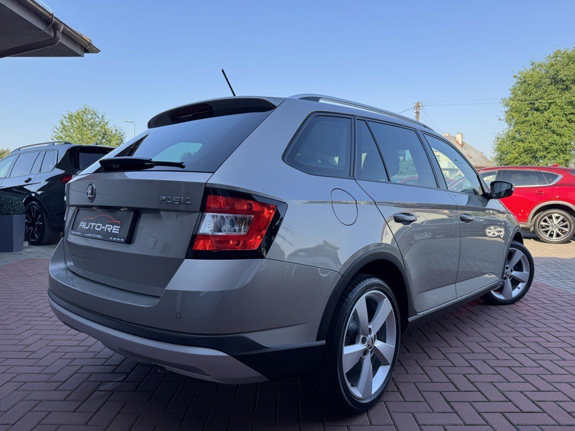 Škoda Fabia, 1.2TSi Scout Digi Klima - fotka 2