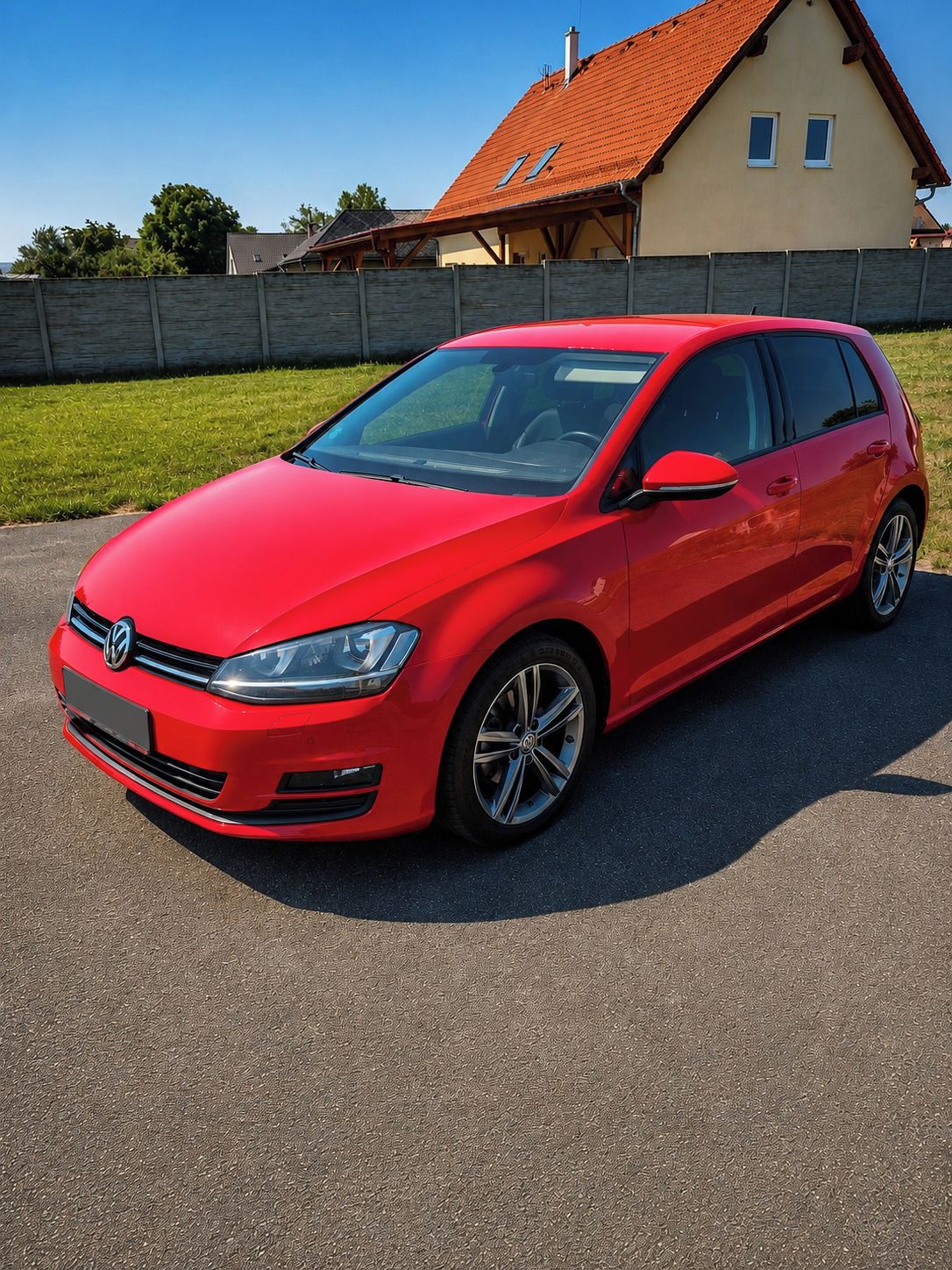 Volkswagen Golf, 1,4 TSI (92kW) DSG plný servis - fotka 2