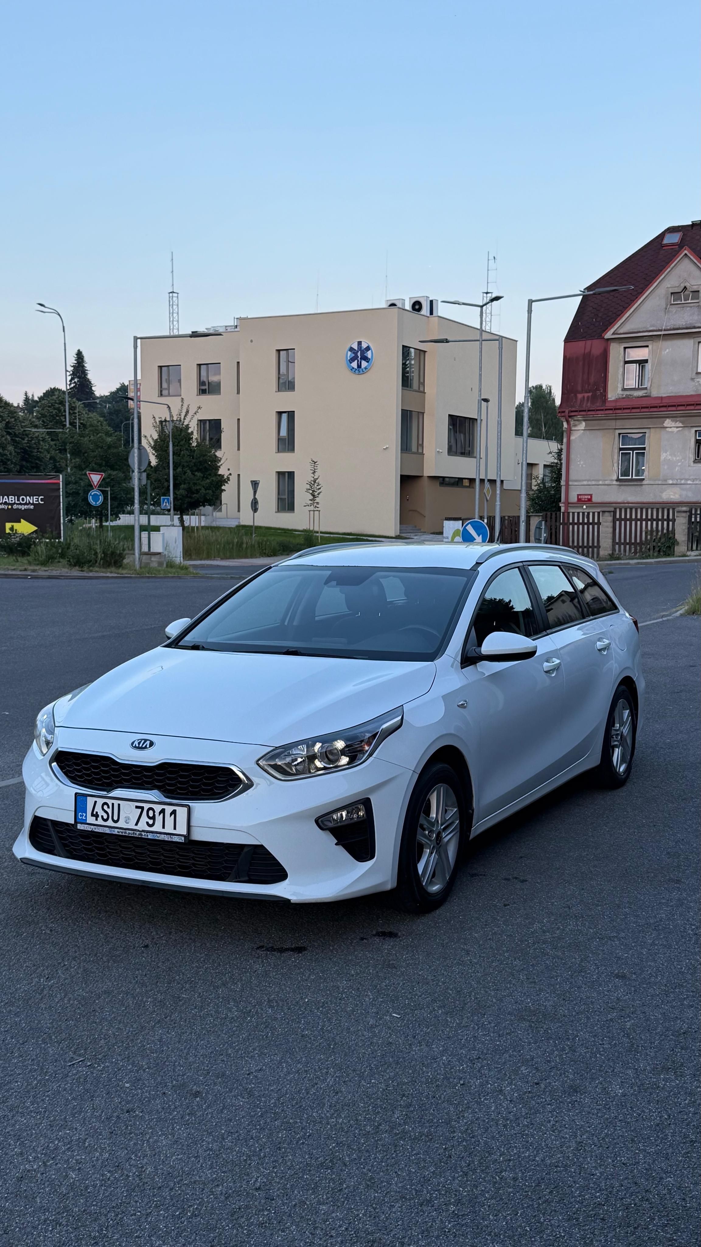 Kia Cee´d - fotka 2