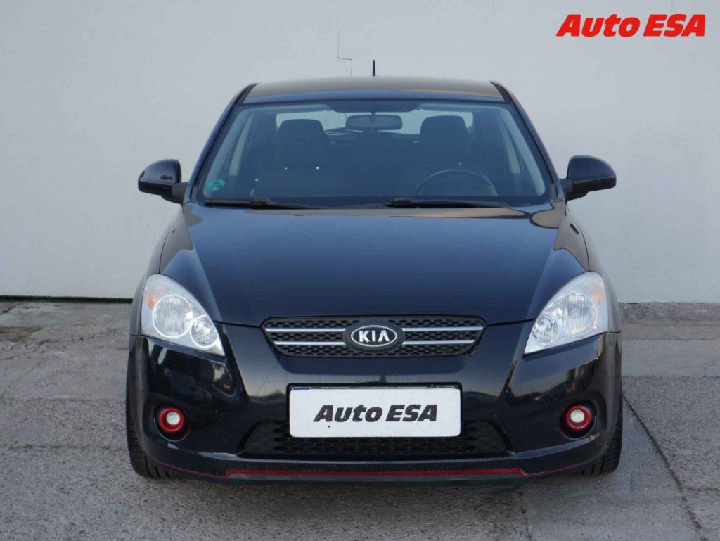 Kia Cee´d, 1.6i - fotka 2