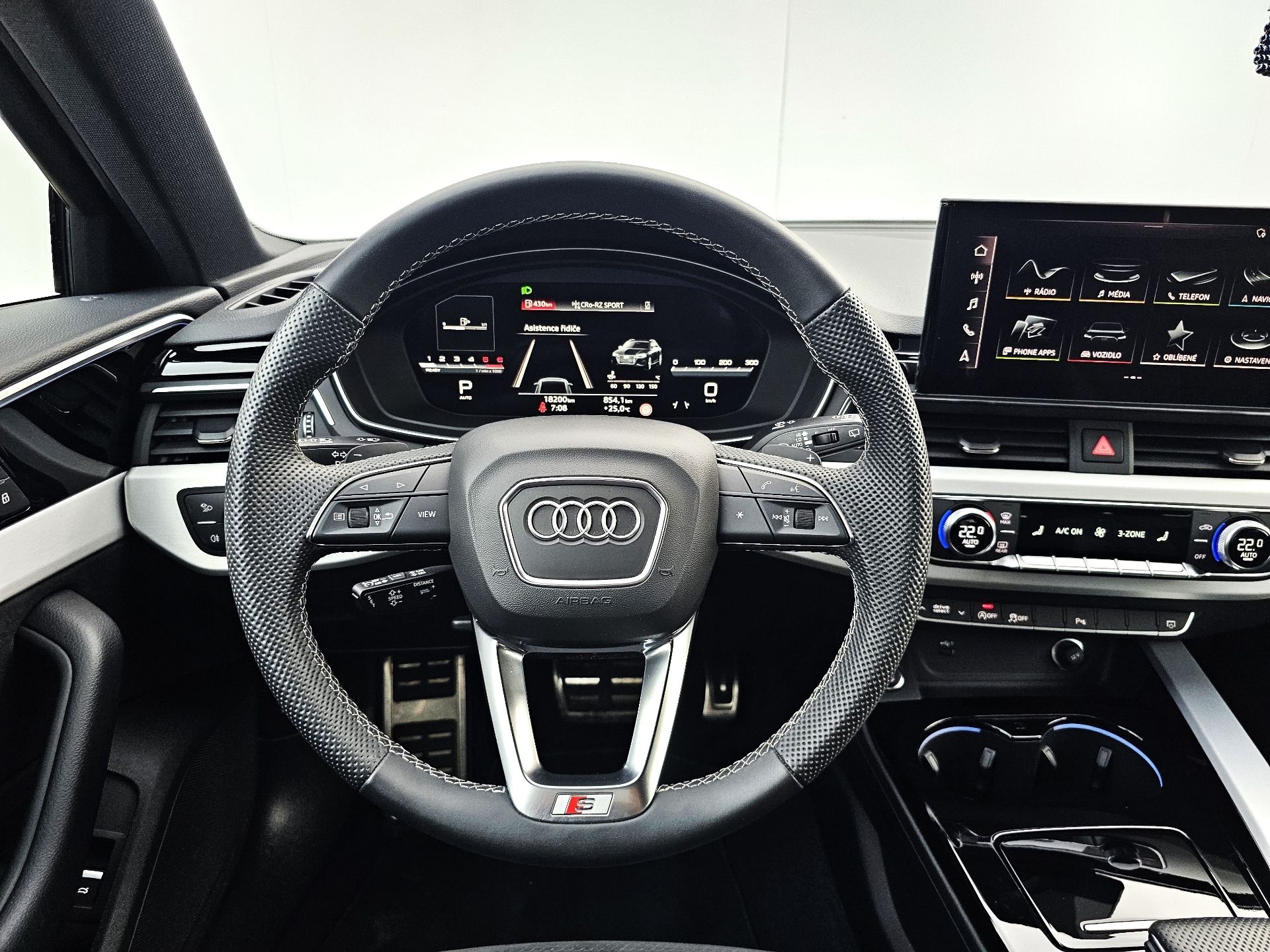 Audi A4 Avant, S-LINE 40 TDI 150 kW 7S-tronic - fotka 6