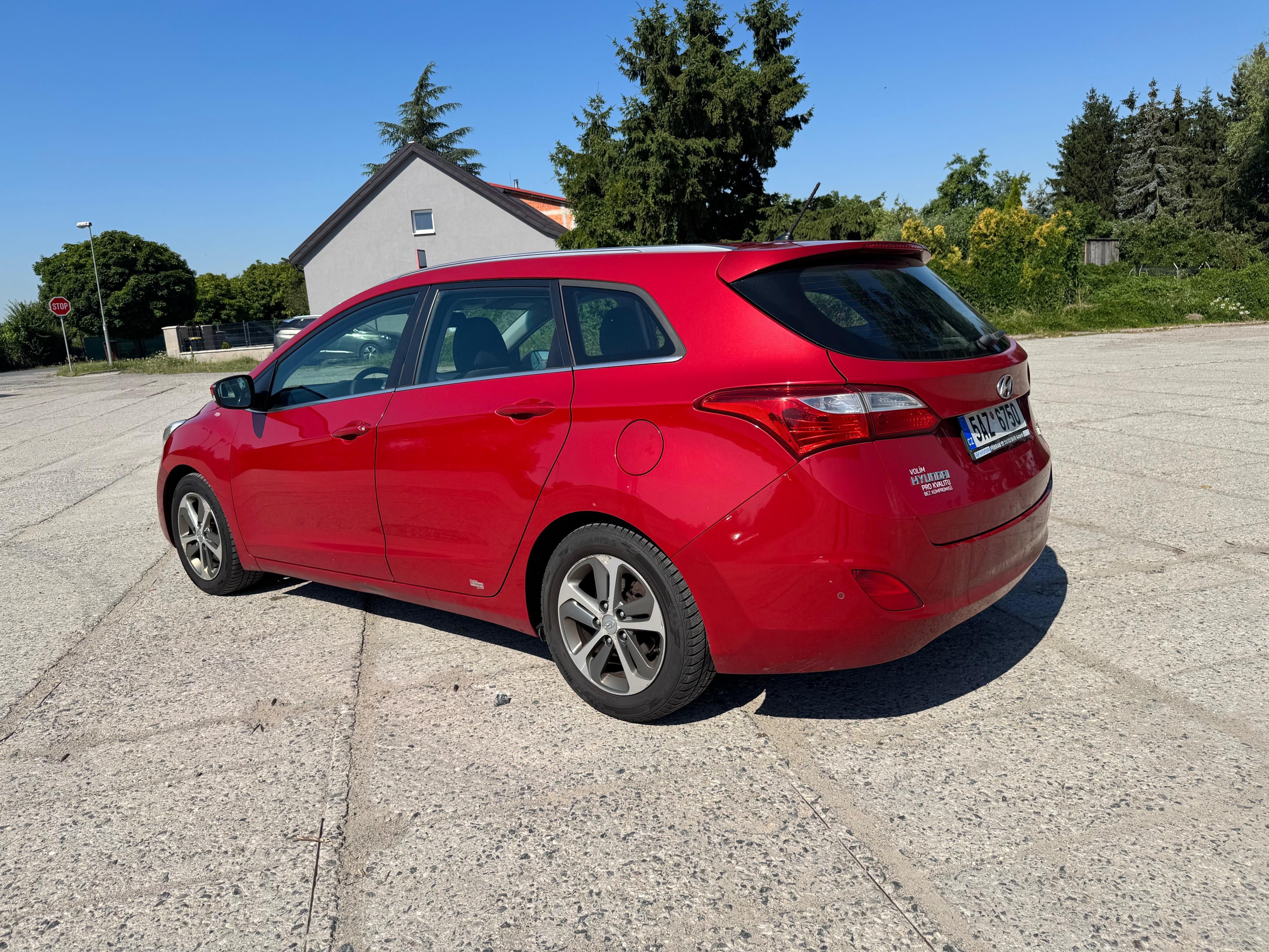 Hyundai i30, 1.6 ODPOČET DPH - fotka 6