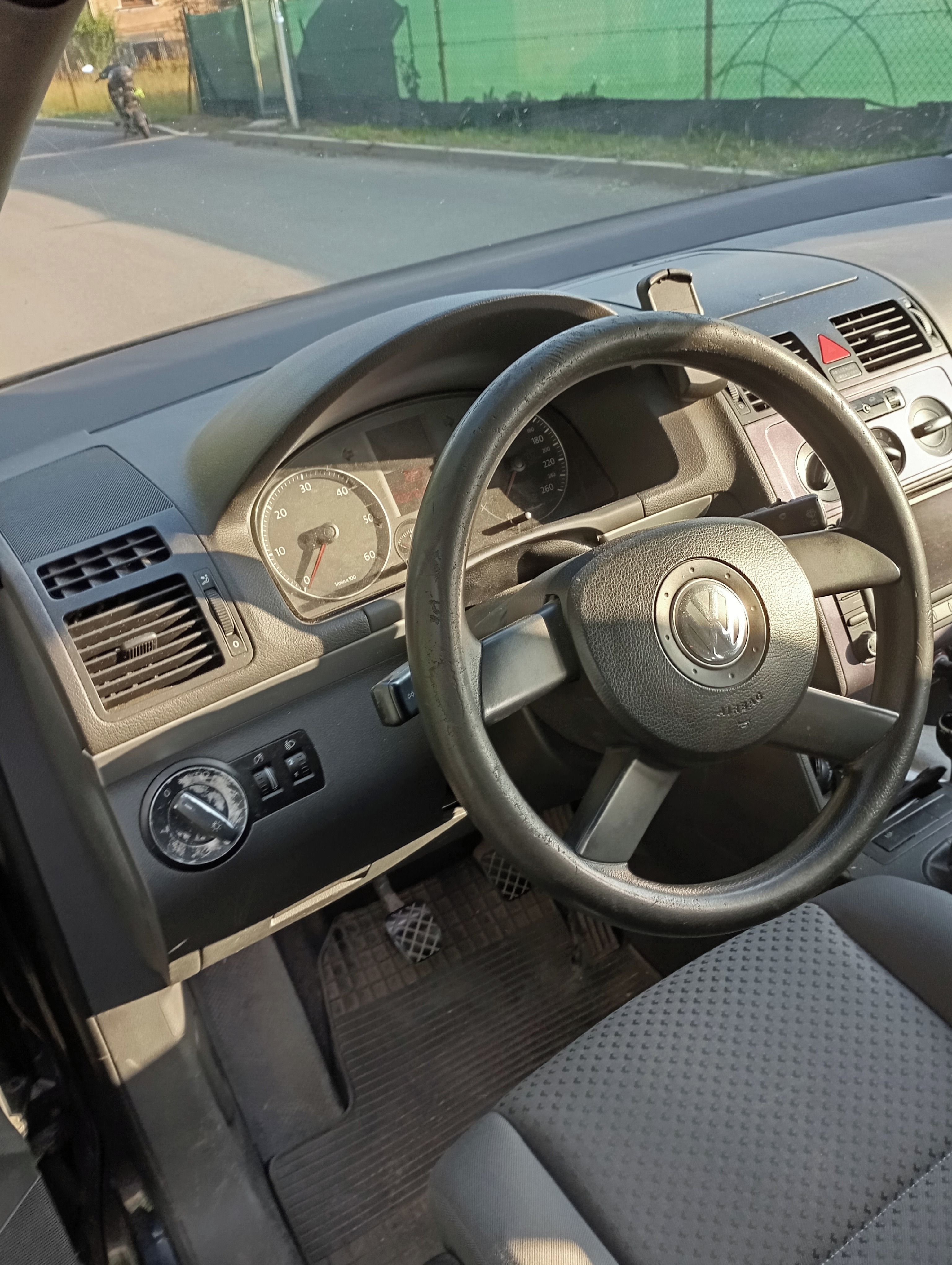 Volkswagen Touran, Volkswagen Touran 1.9 TDI - fotka 4