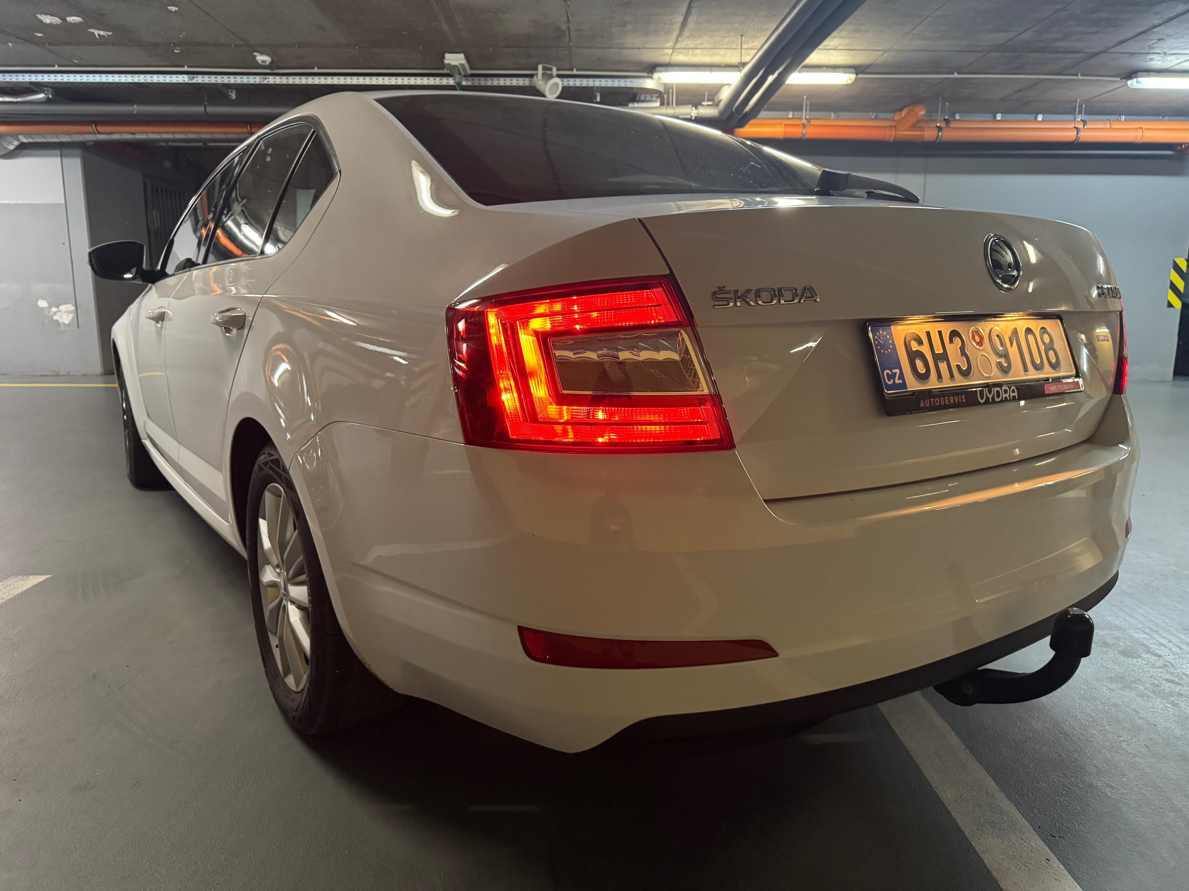 Škoda Octavia - fotka 4
