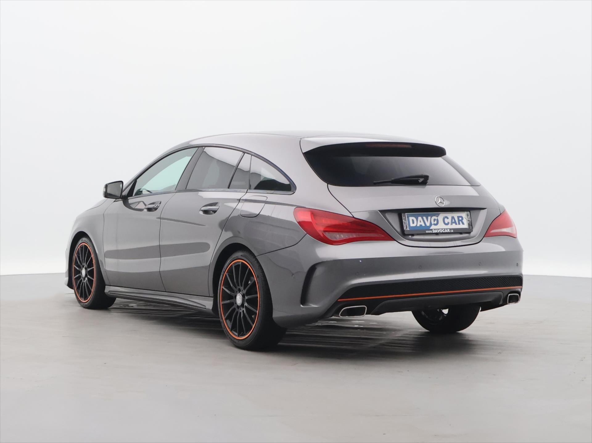 Mercedes-Benz CLA, 2.1 220d Aut. 130kW AMG Line - fotka 5