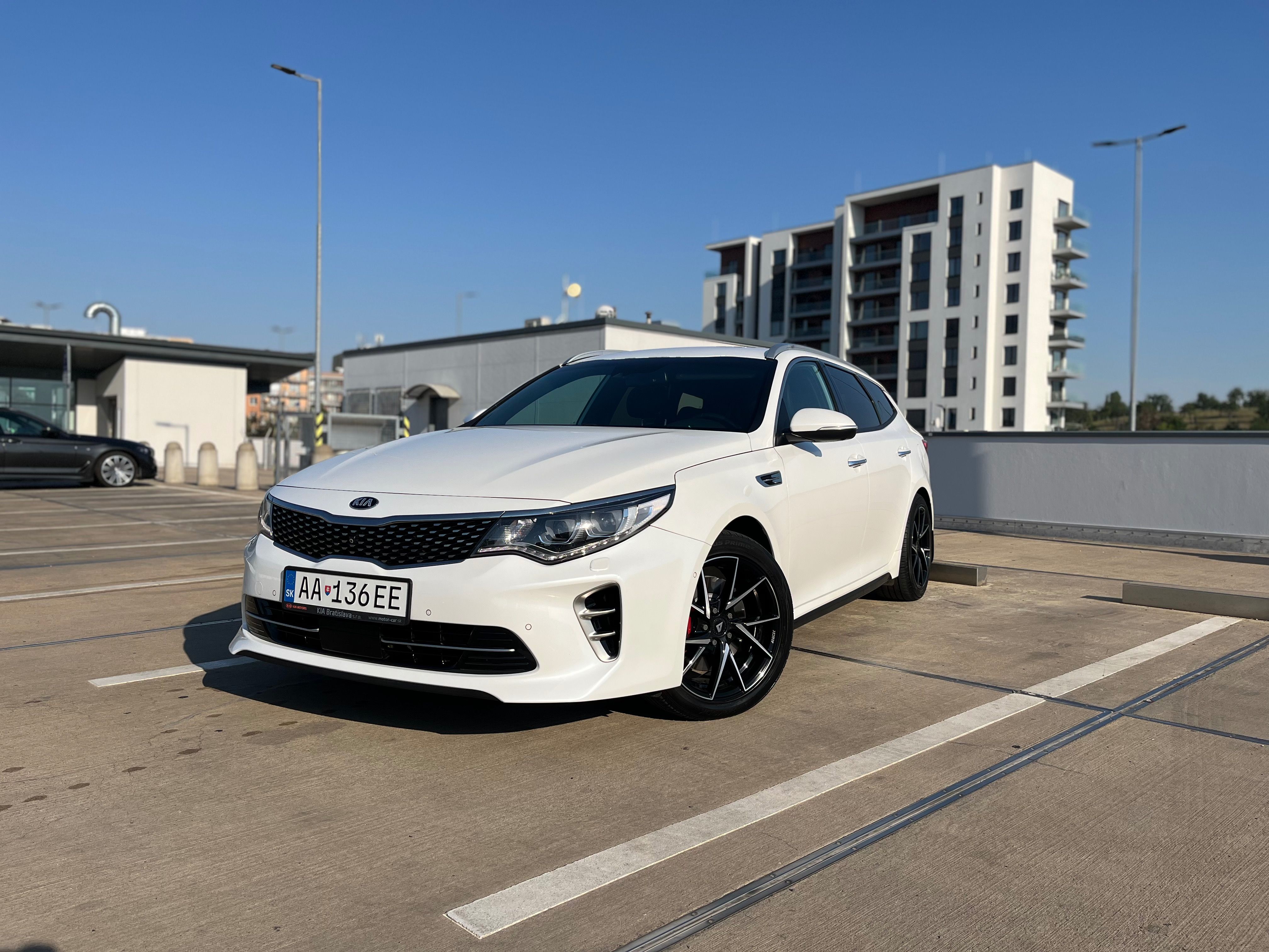 Kia Optima, Kia Optima GT SW 2.0 180kw