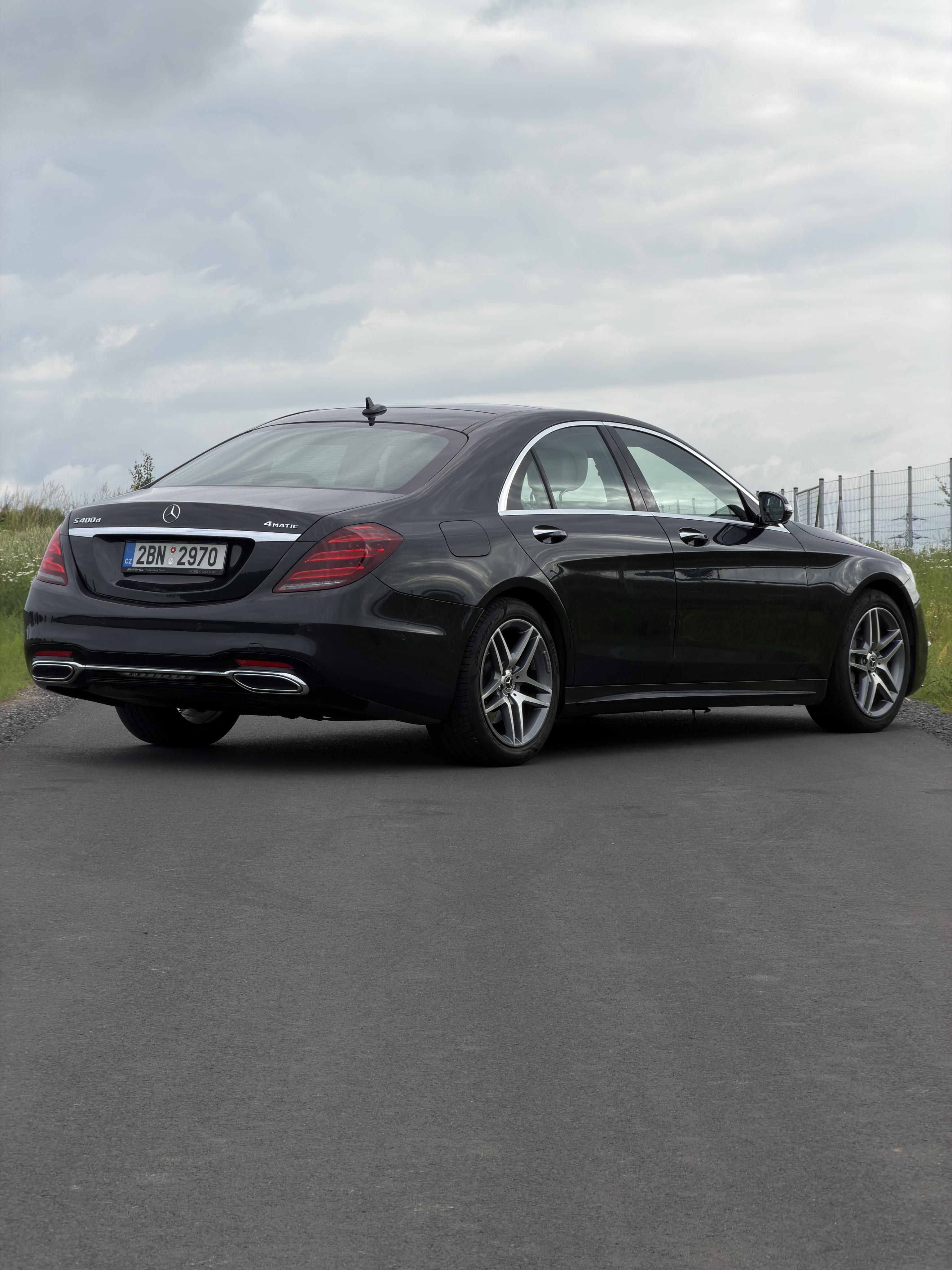 Mercedes-Benz Třídy S, Mercedes-Benz S400d 4MATIC AMG - fotka 4