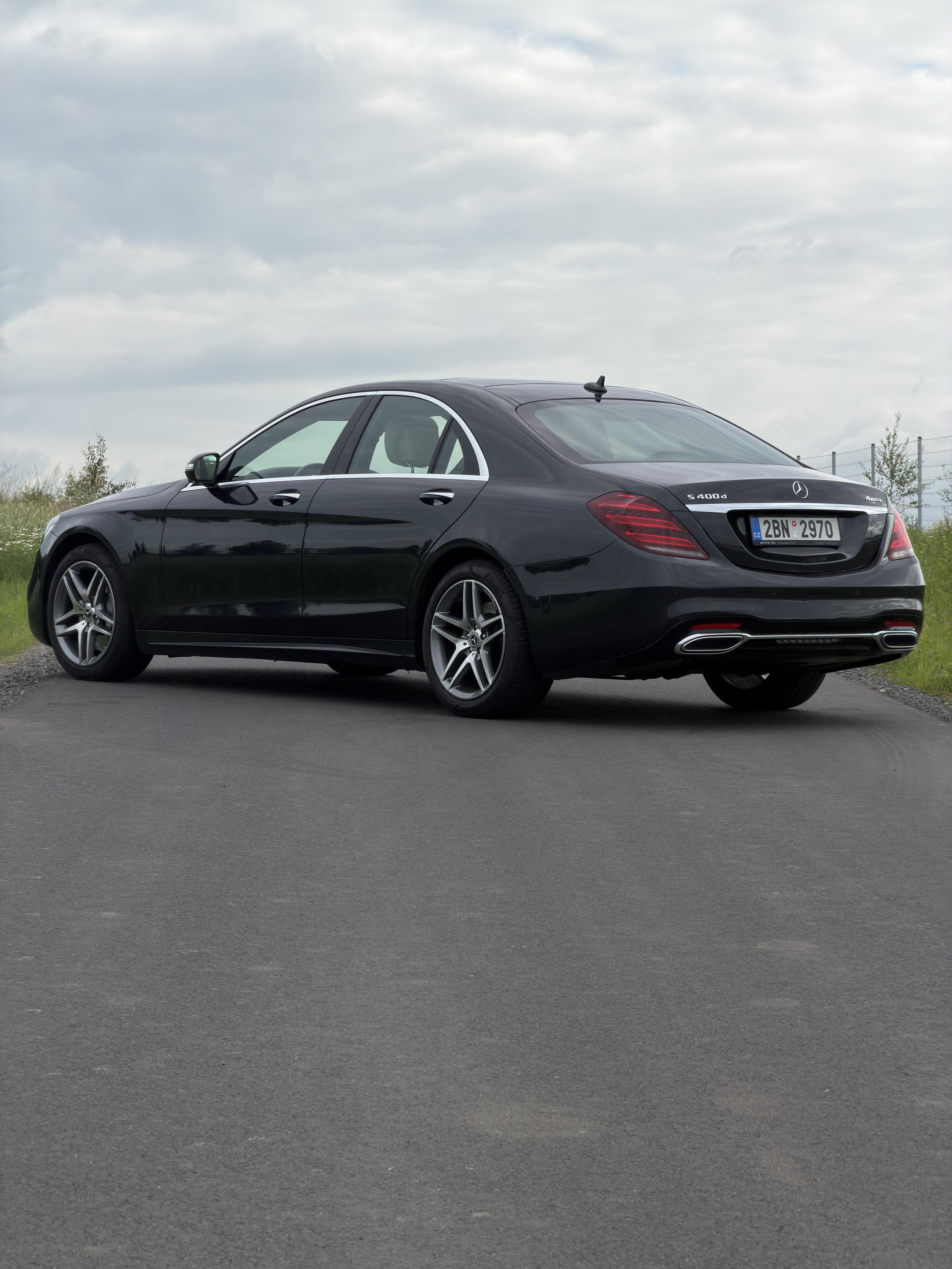 Mercedes-Benz Třídy S, Mercedes-Benz S400d 4MATIC AMG - fotka 3