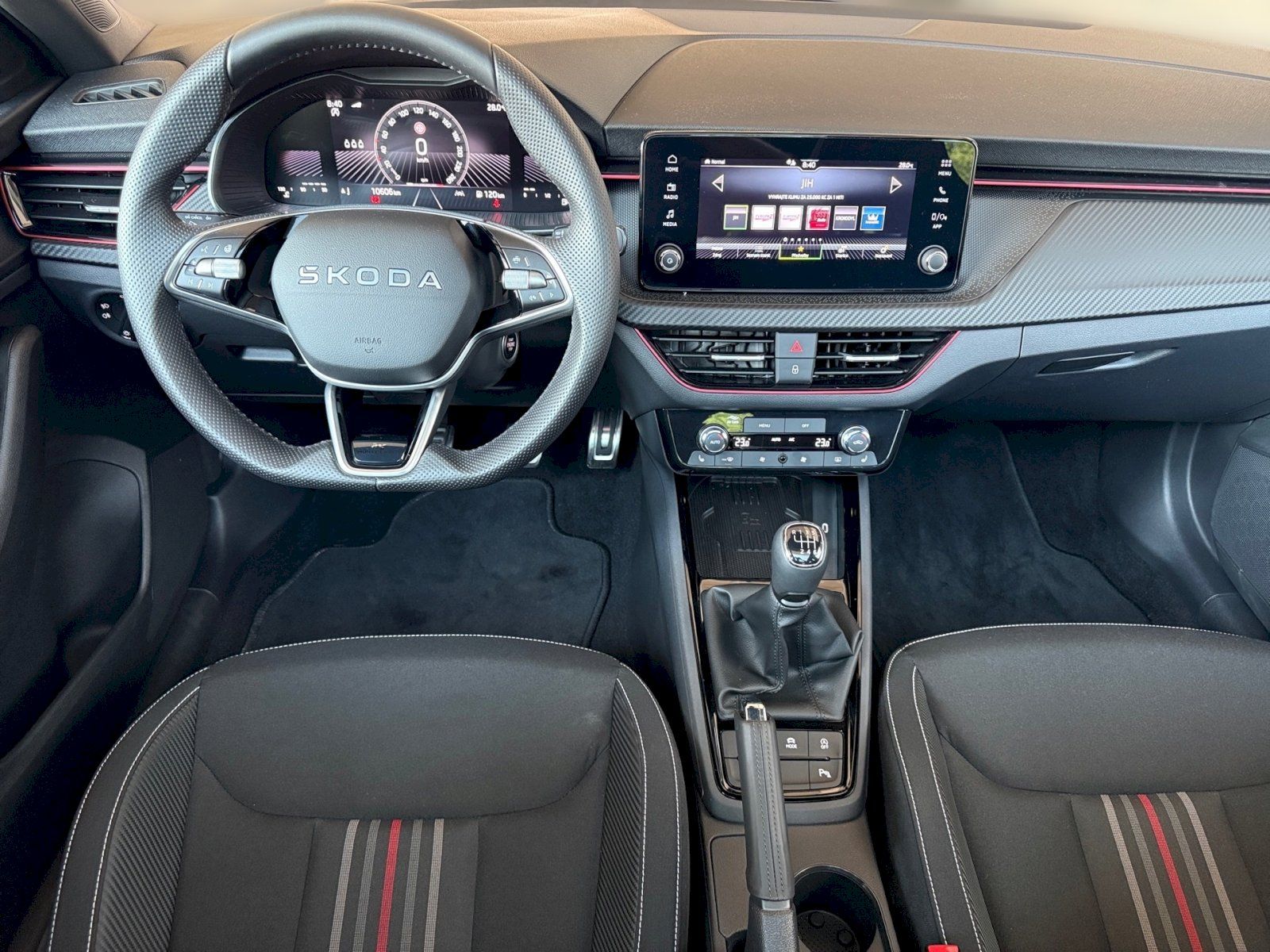 Škoda Scala, 1.0 TSI / 85 kW Monte Carlo - fotka 6